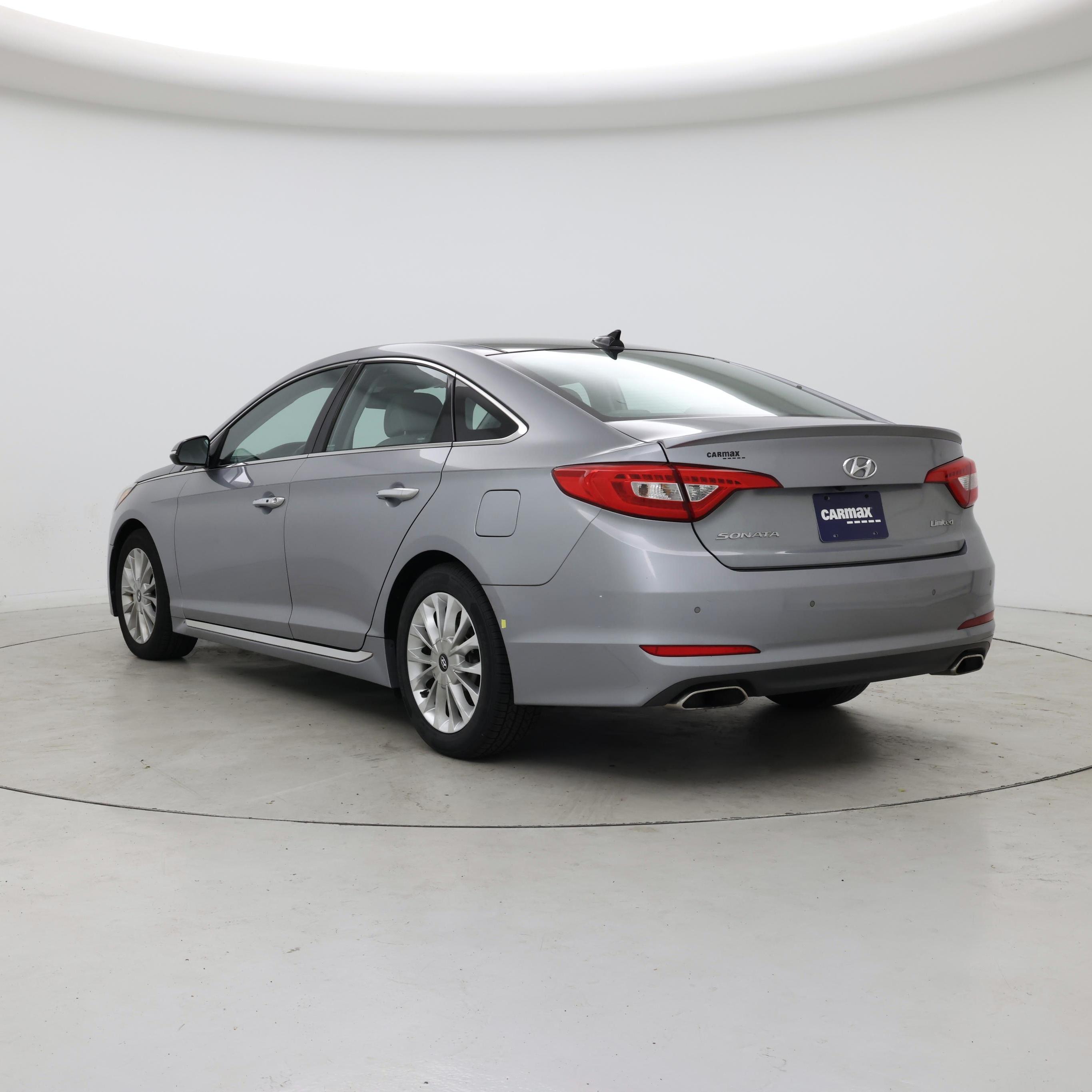 Thumbnail: 2015 Hyundai Sonata - 2