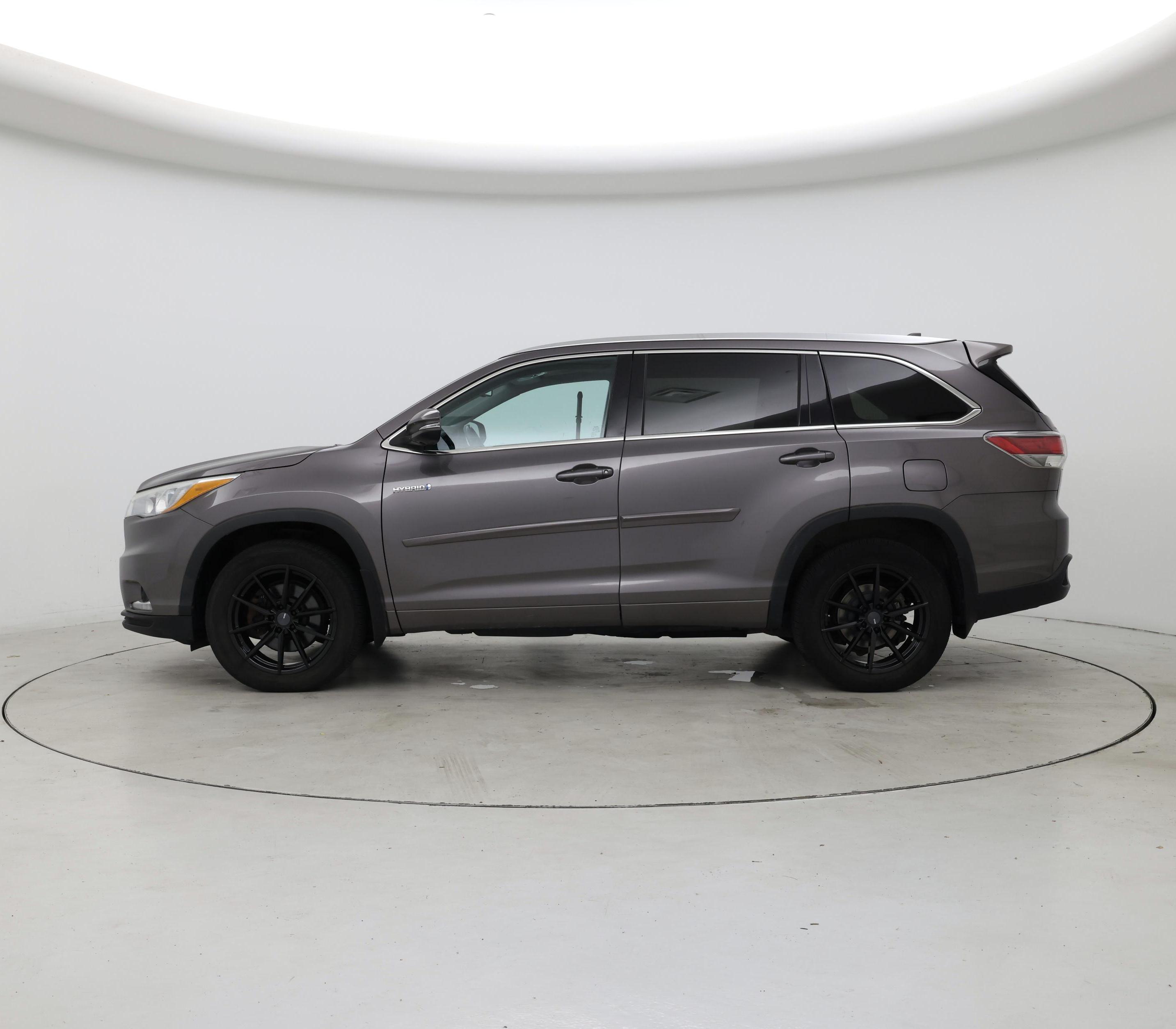 Thumbnail: 2014 Toyota Highlander - 3