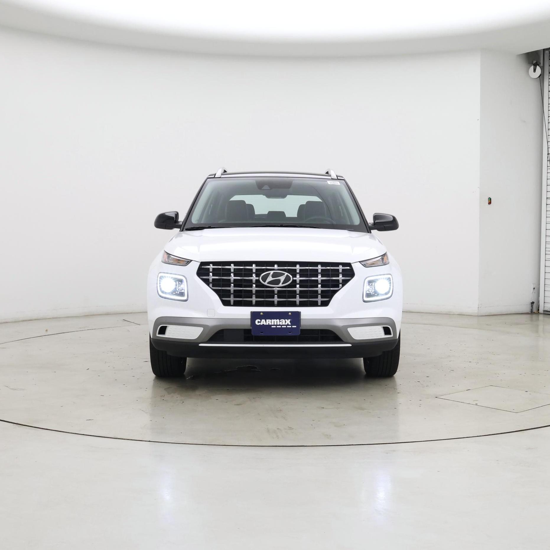 Thumbnail: 2022 Hyundai Venue - 5