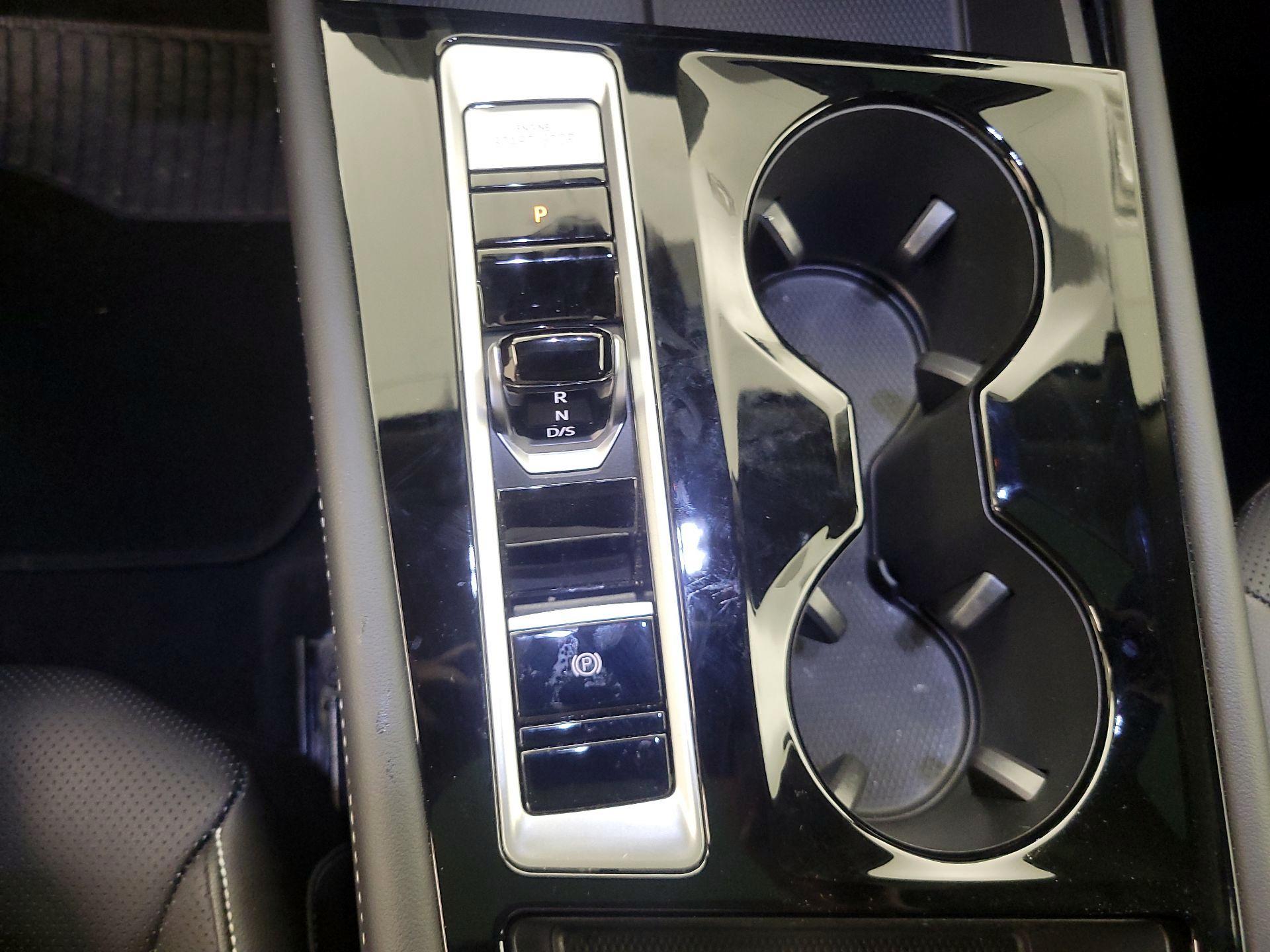 Thumbnail: 2024 Volkswagen Atlas - 17