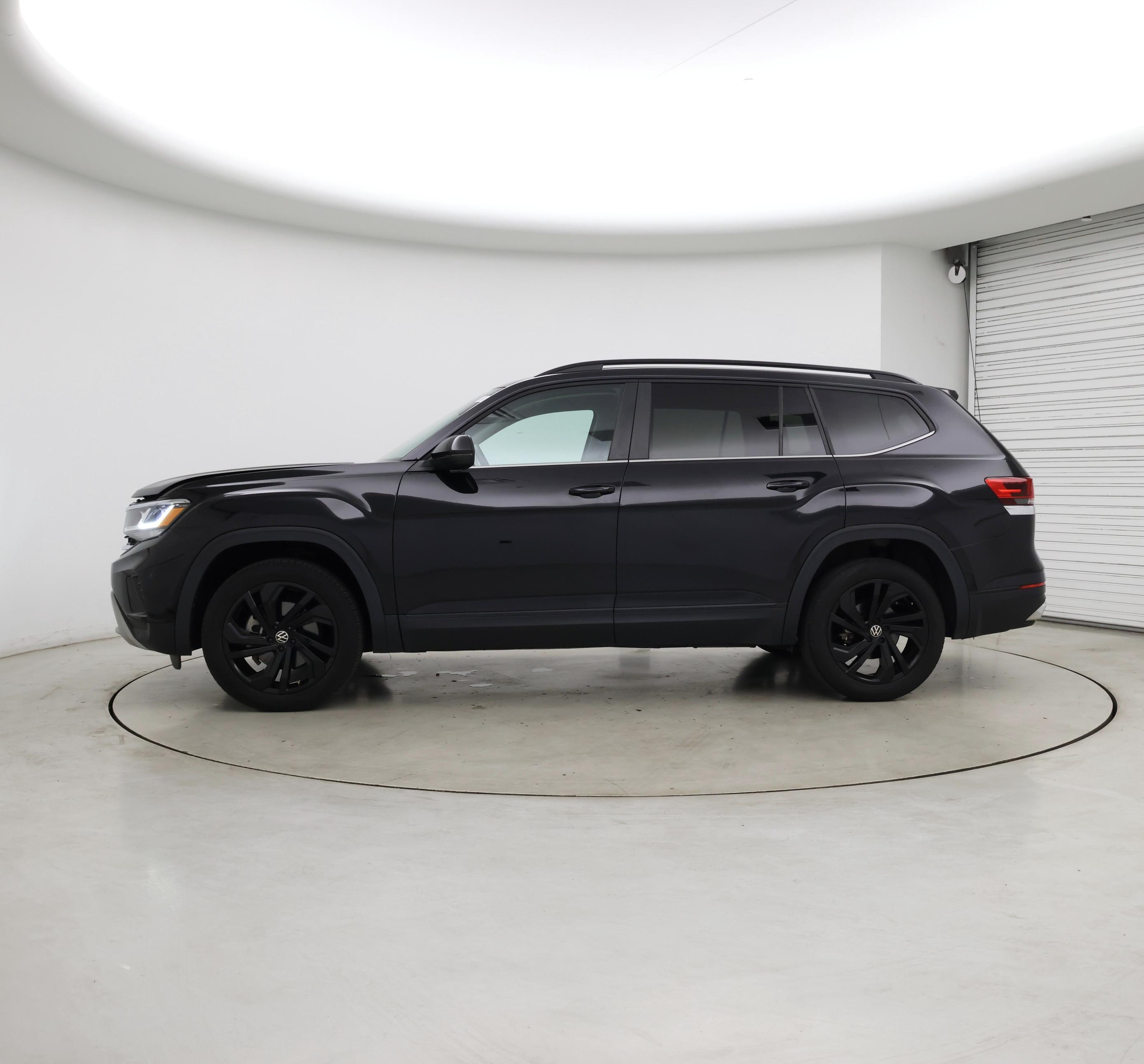 Thumbnail: 2022 Volkswagen Atlas - 3