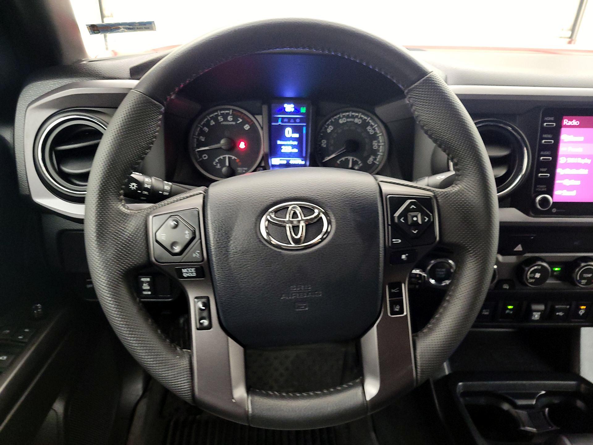 Thumbnail: 2020 Toyota Tacoma - 10