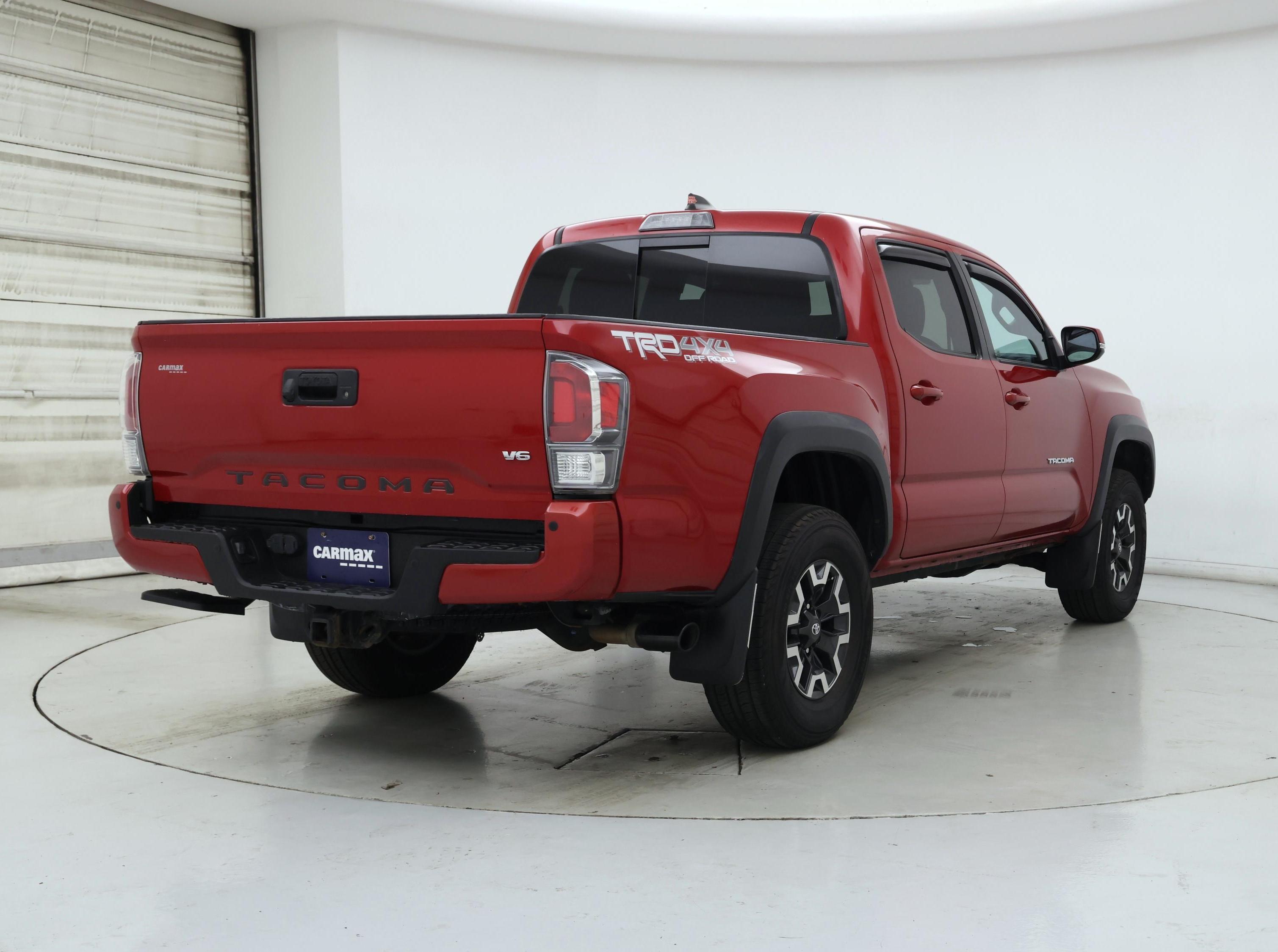 Thumbnail: 2020 Toyota Tacoma - 8