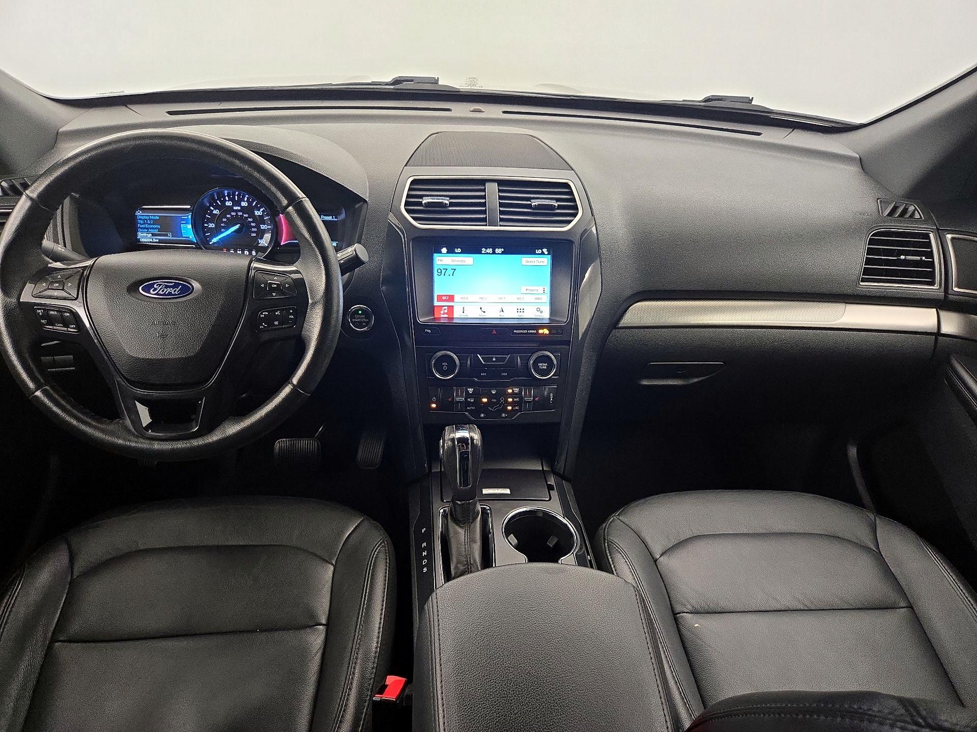 Thumbnail: 2018 Ford Explorer - 9