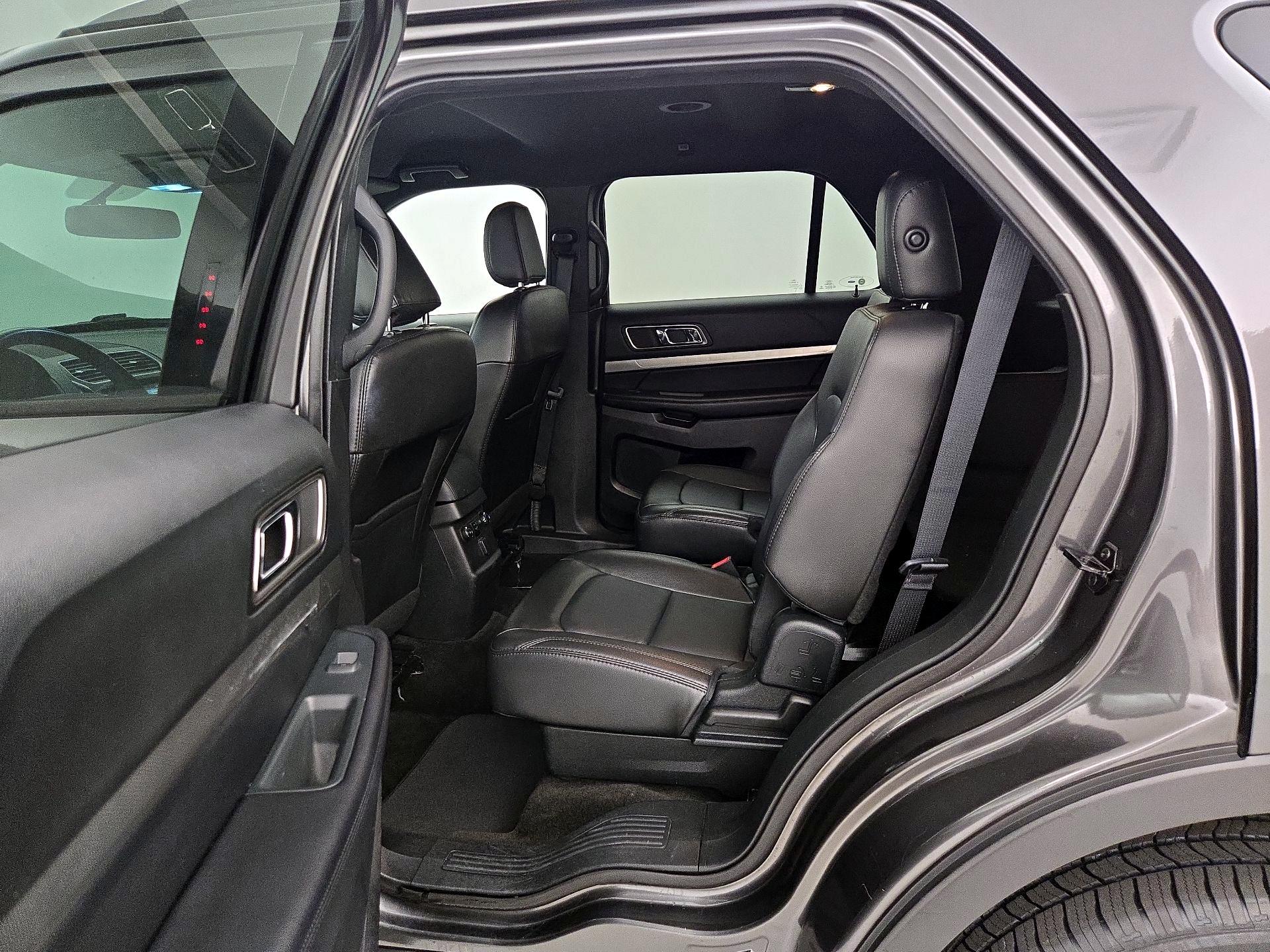 Thumbnail: 2018 Ford Explorer - 20