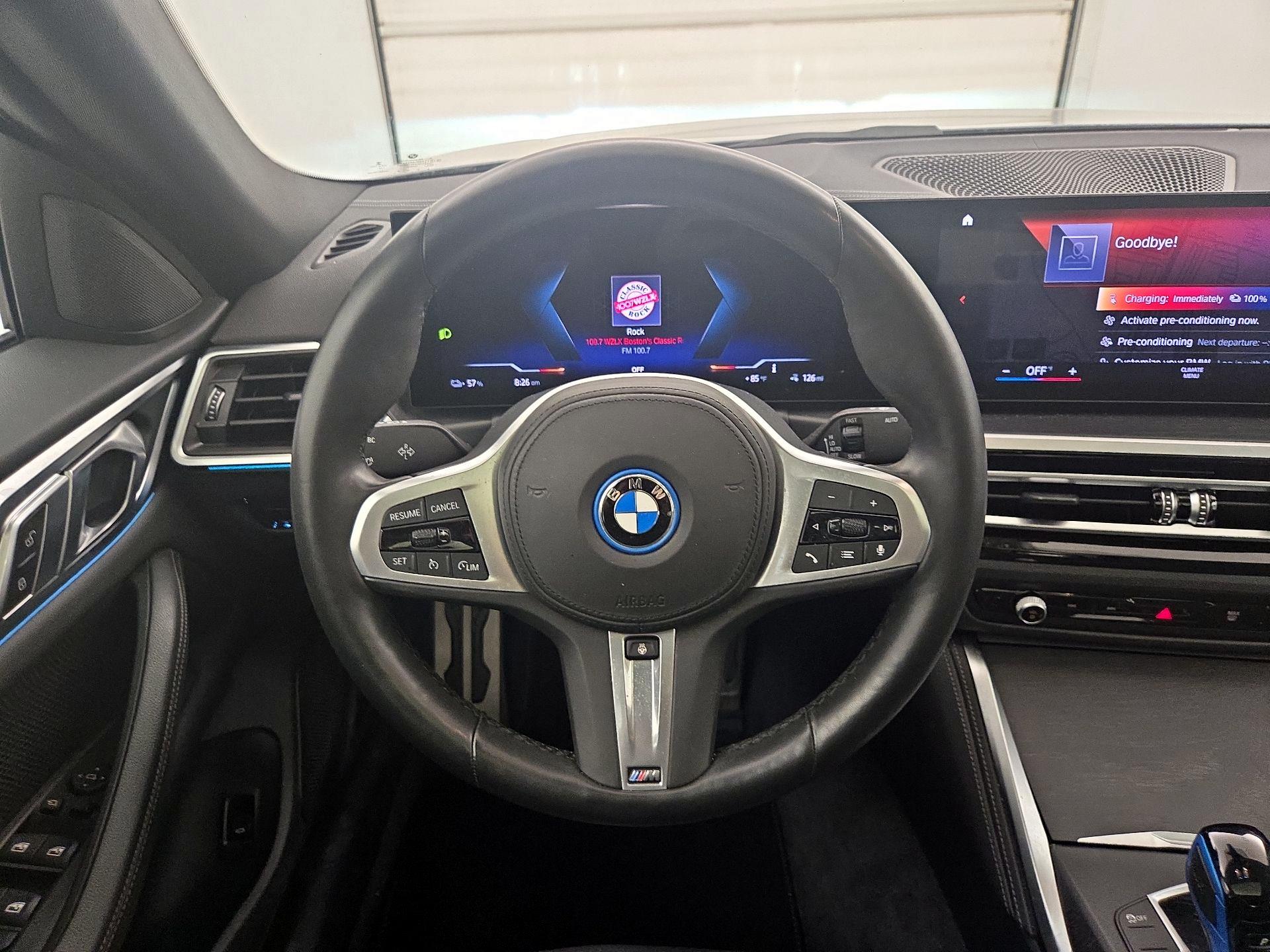 Thumbnail: 2022 BMW i4 - 10