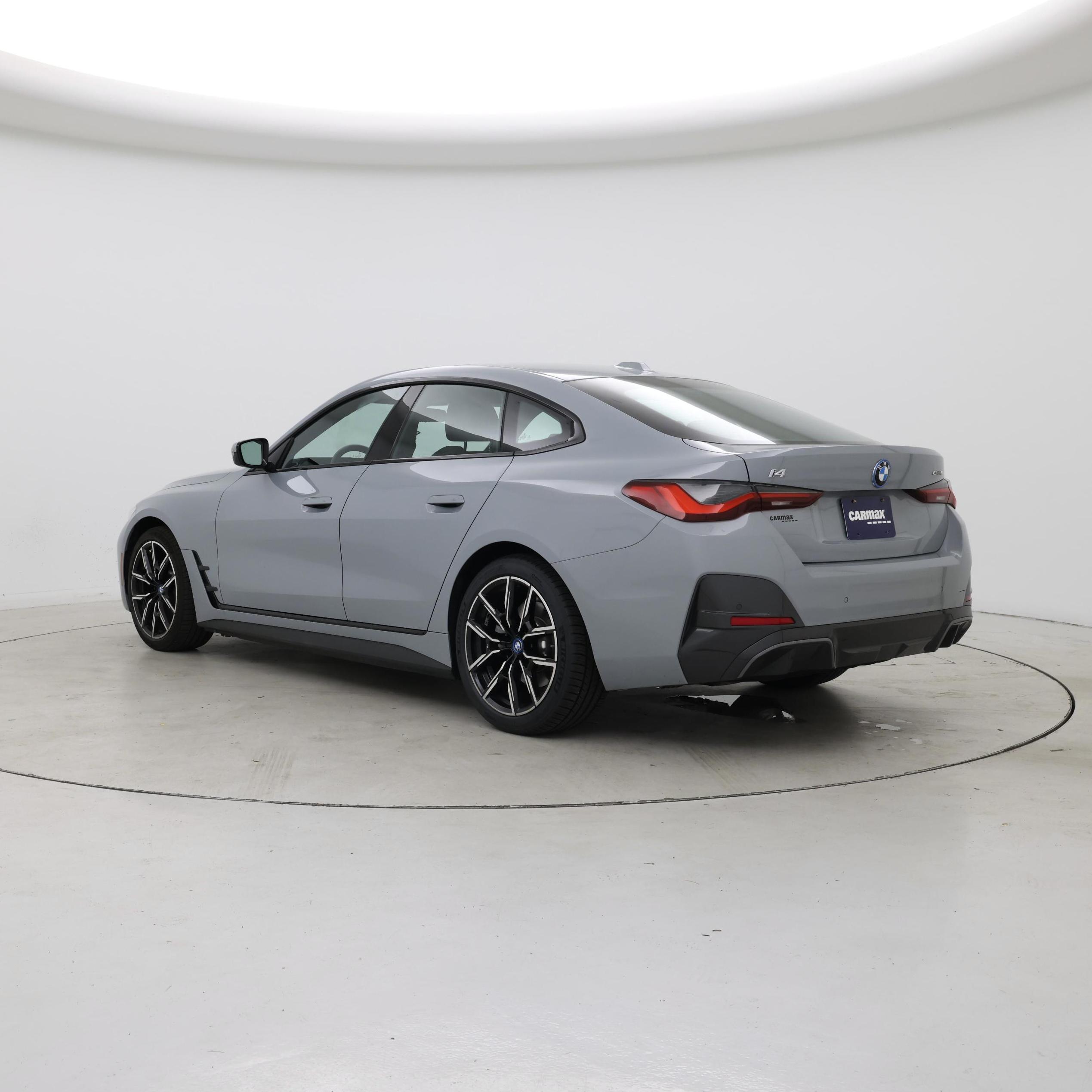 Thumbnail: 2022 BMW i4 - 2