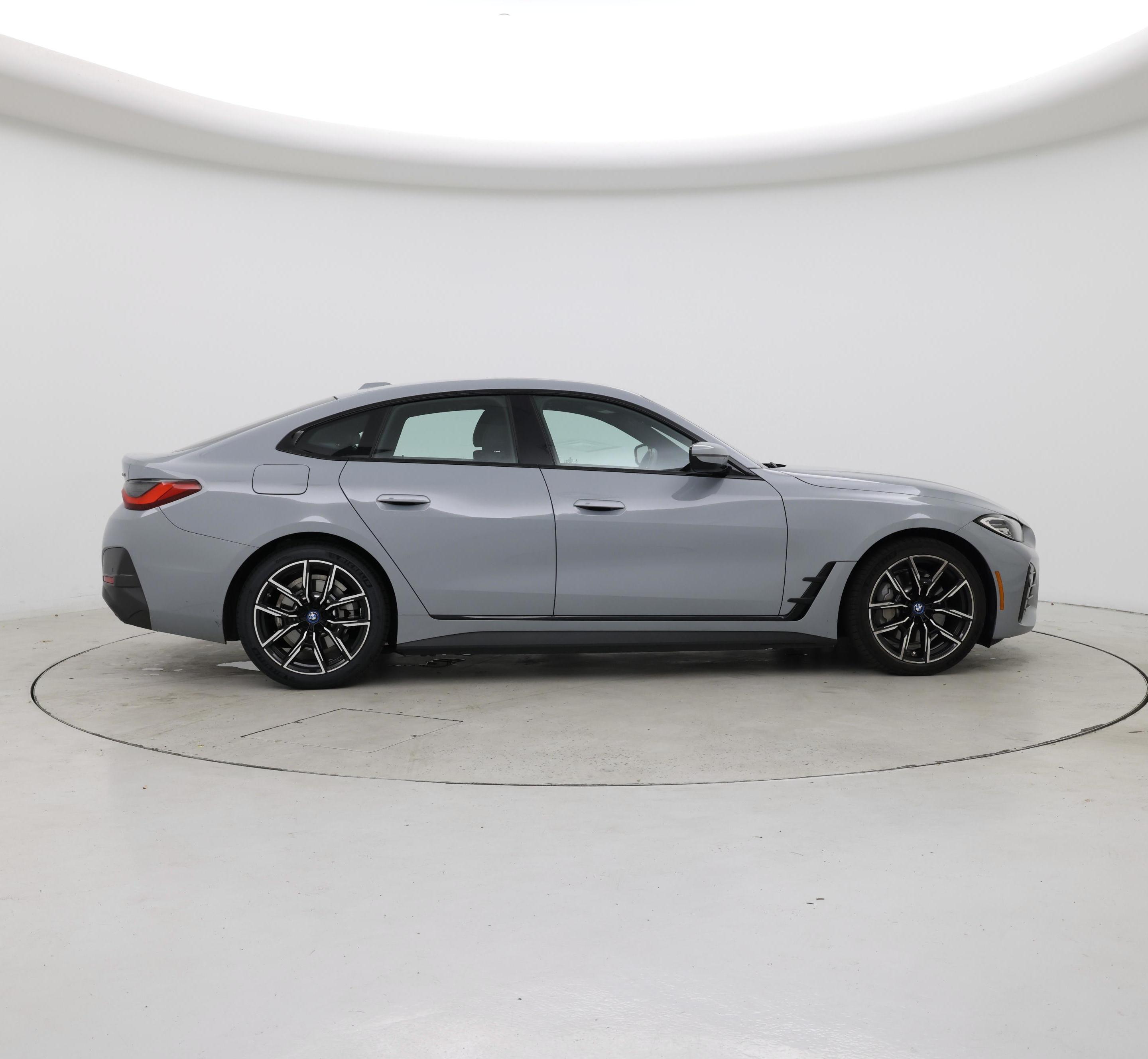 Thumbnail: 2022 BMW i4 - 7