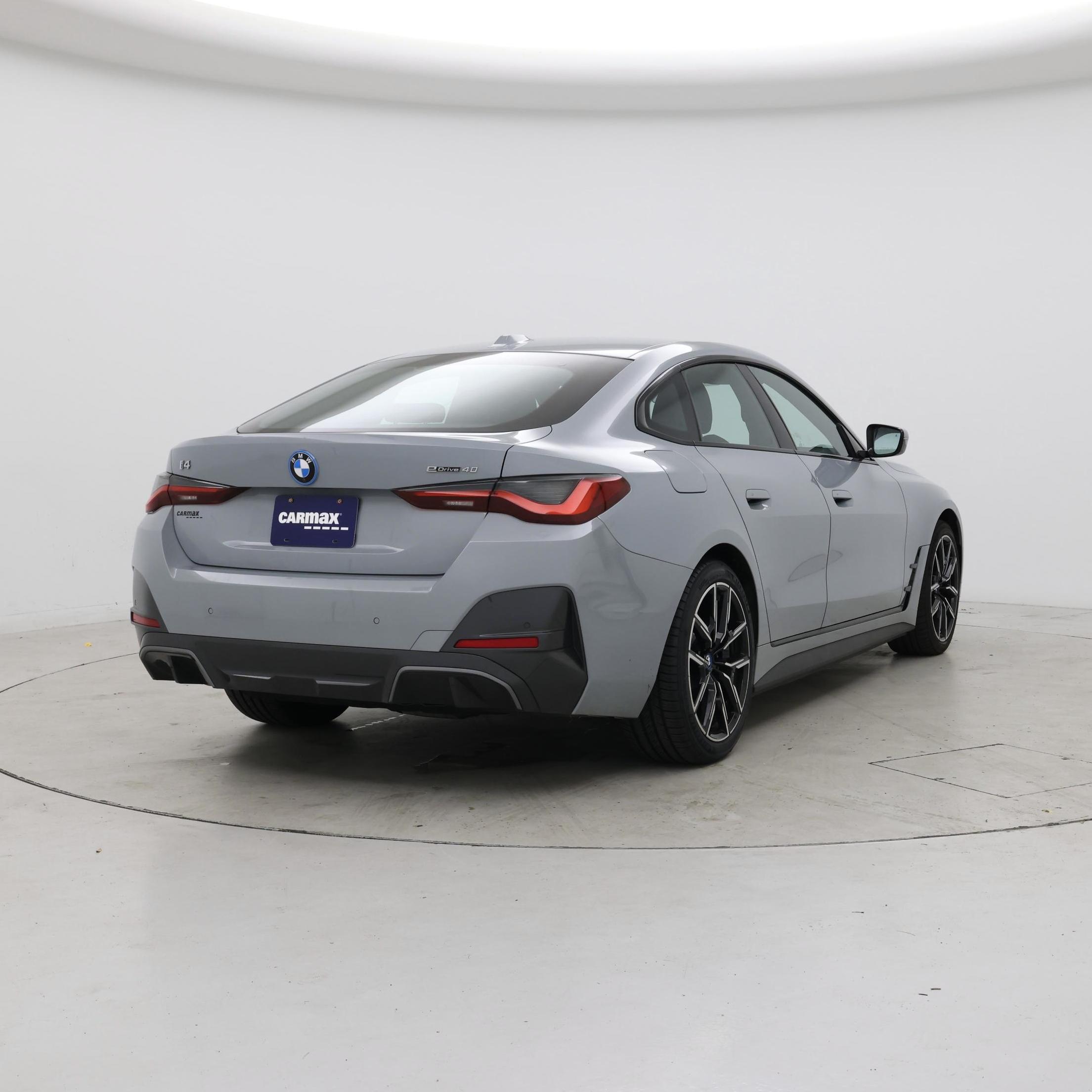 Thumbnail: 2022 BMW i4 - 8