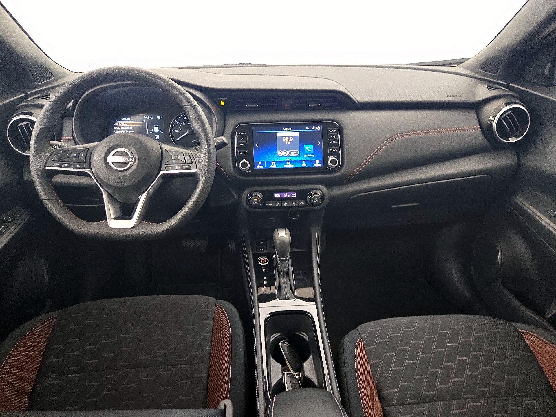 Thumbnail: 2024 Nissan Kicks - 9