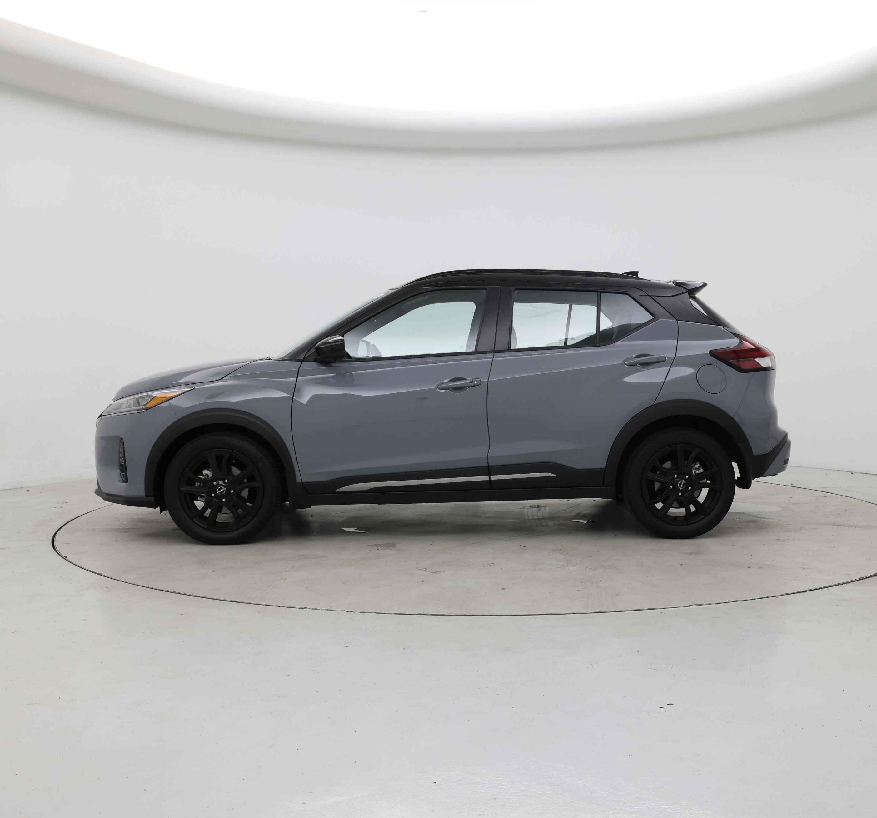 Thumbnail: 2024 Nissan Kicks - 3