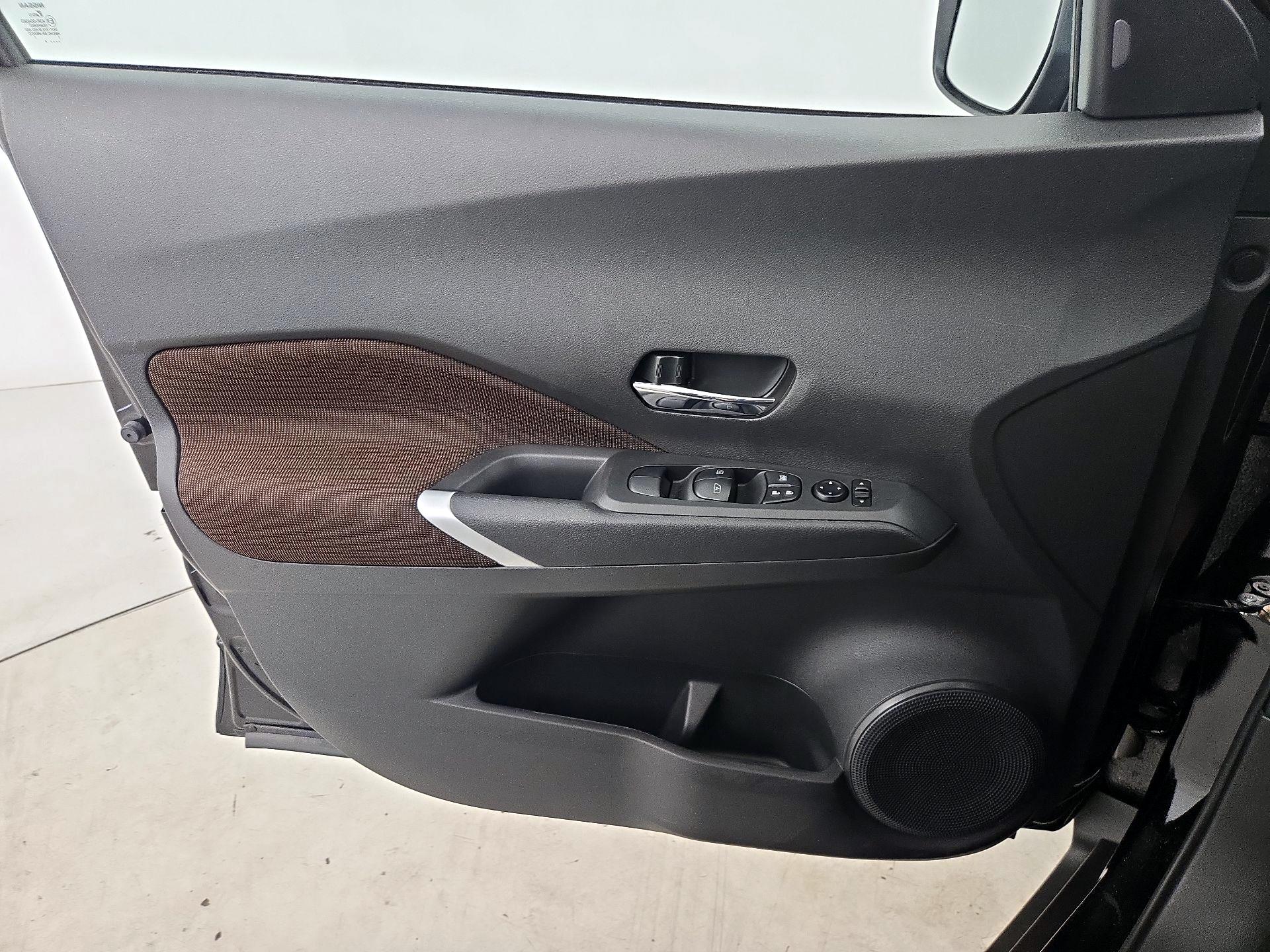 Thumbnail: 2024 Nissan Kicks - 12