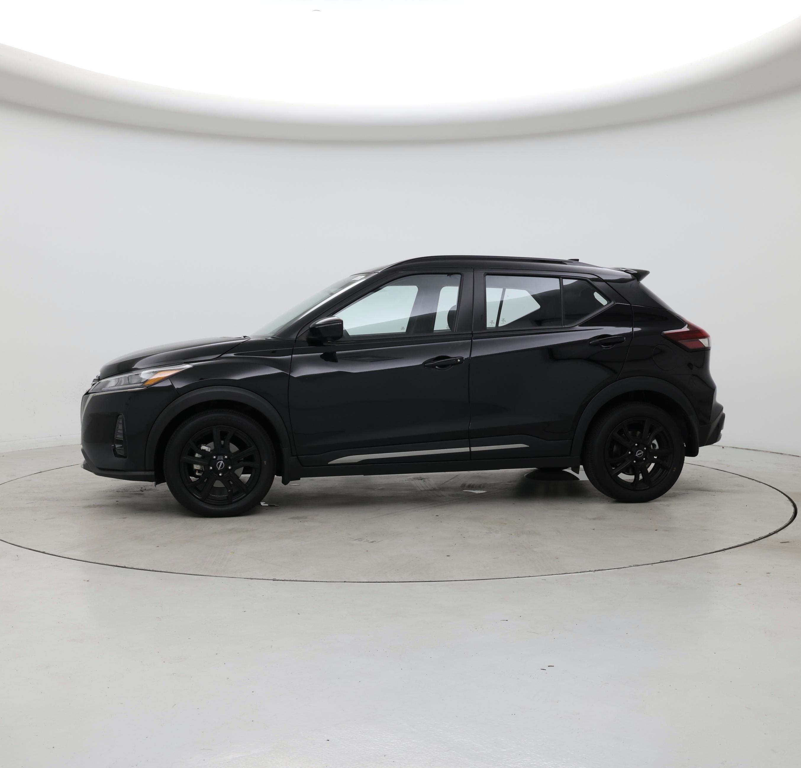 Thumbnail: 2024 Nissan Kicks - 3