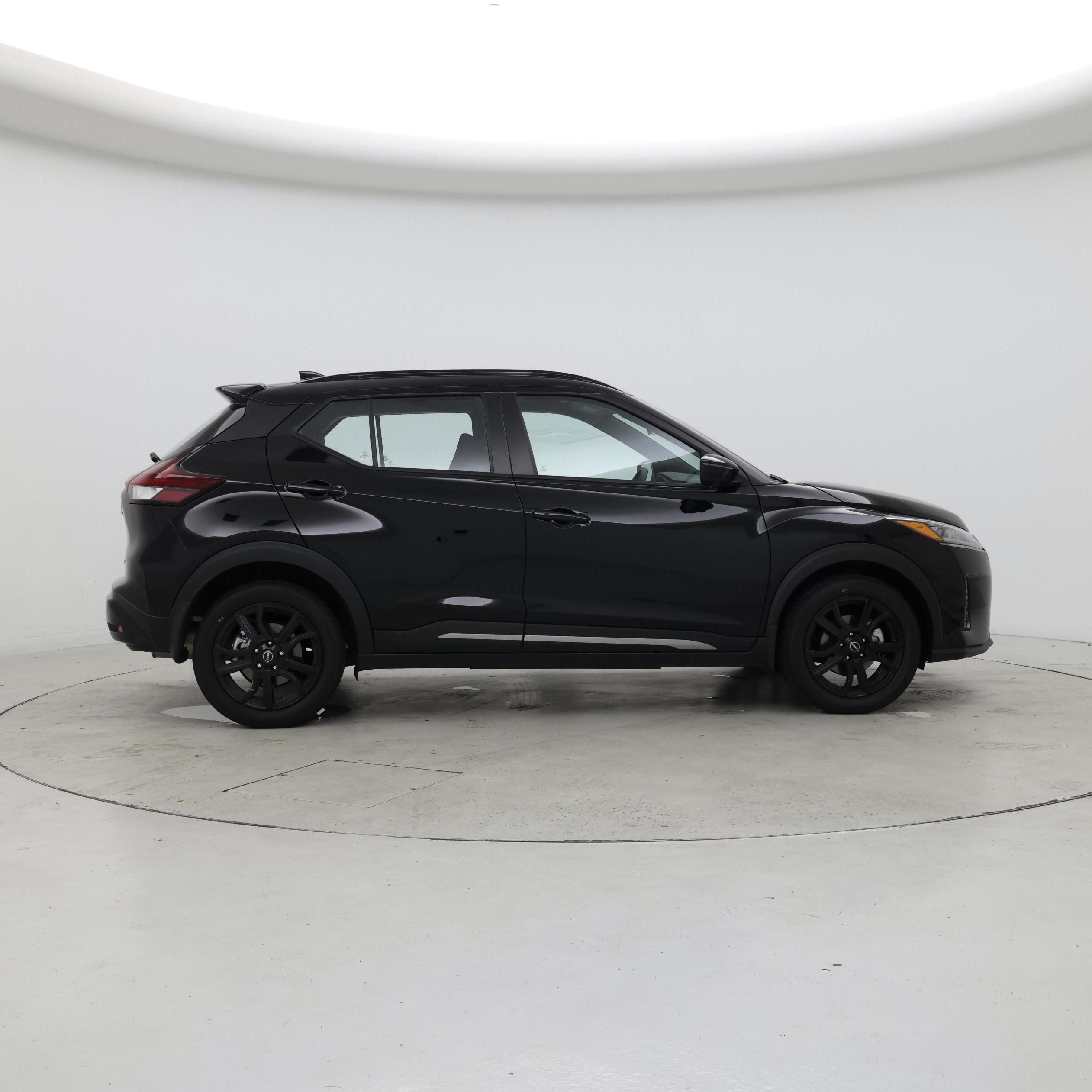 Thumbnail: 2024 Nissan Kicks - 7