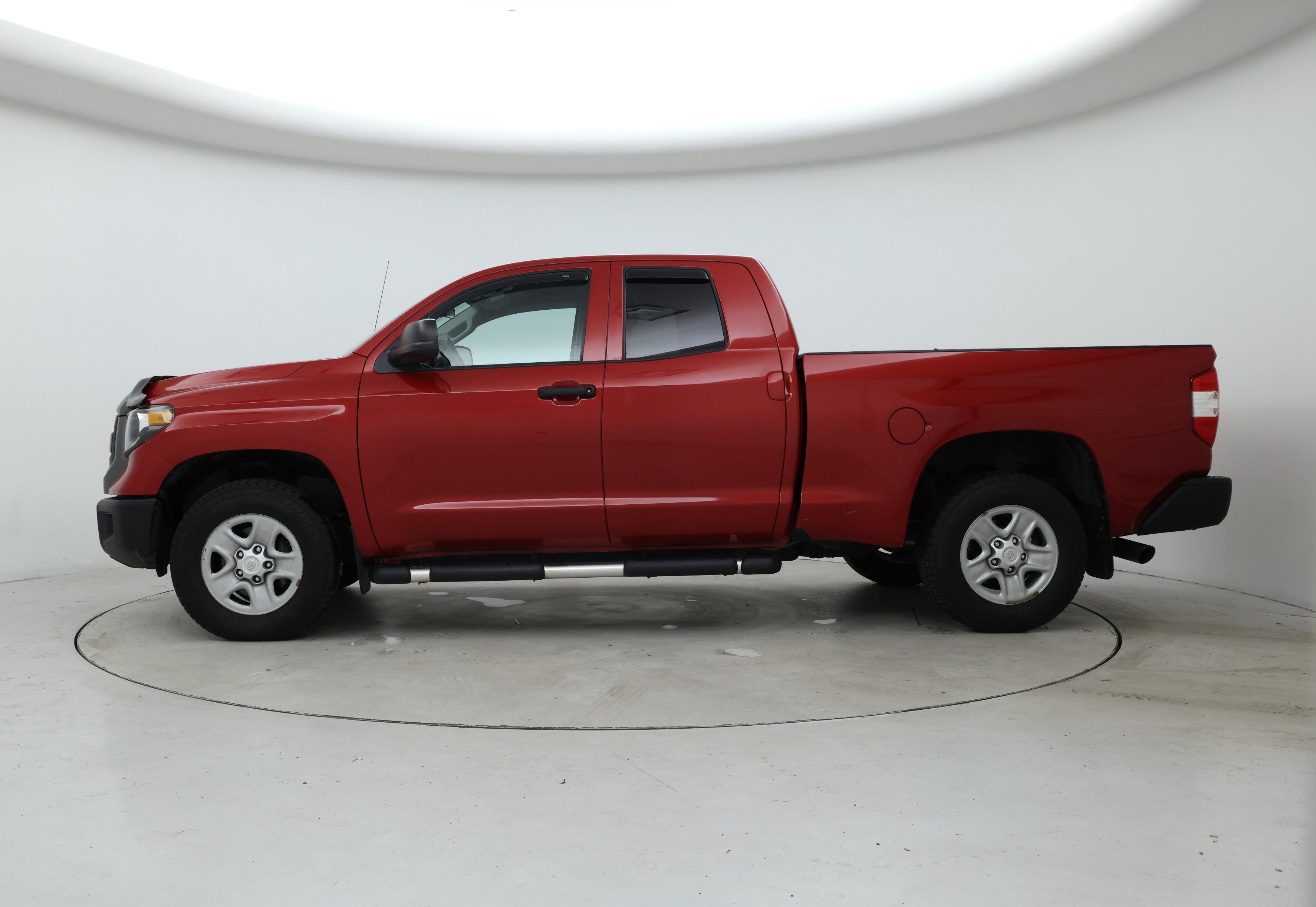 Thumbnail: 2019 Toyota Tundra - 3