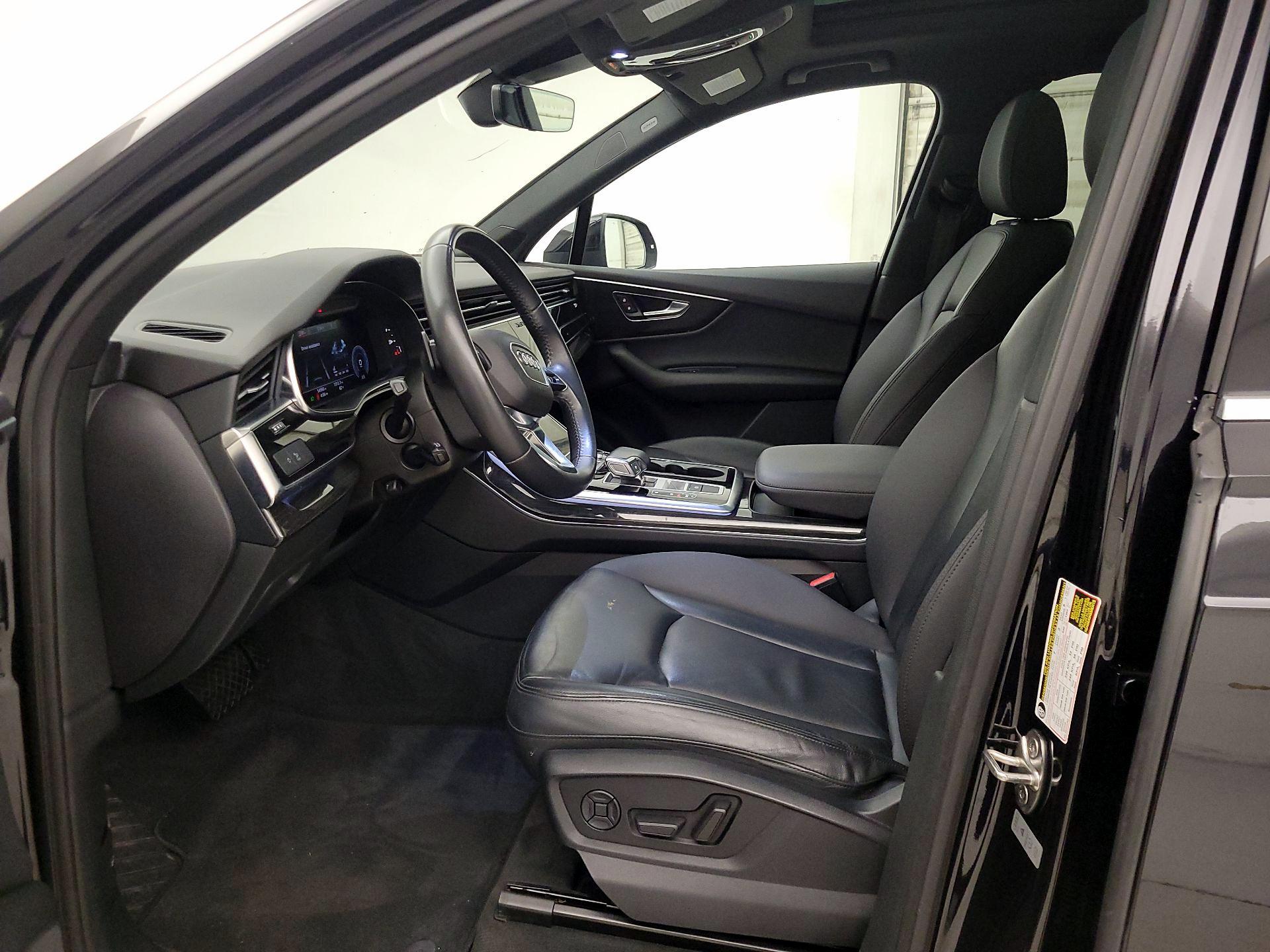 Thumbnail: 2020 Audi Q7 - 11