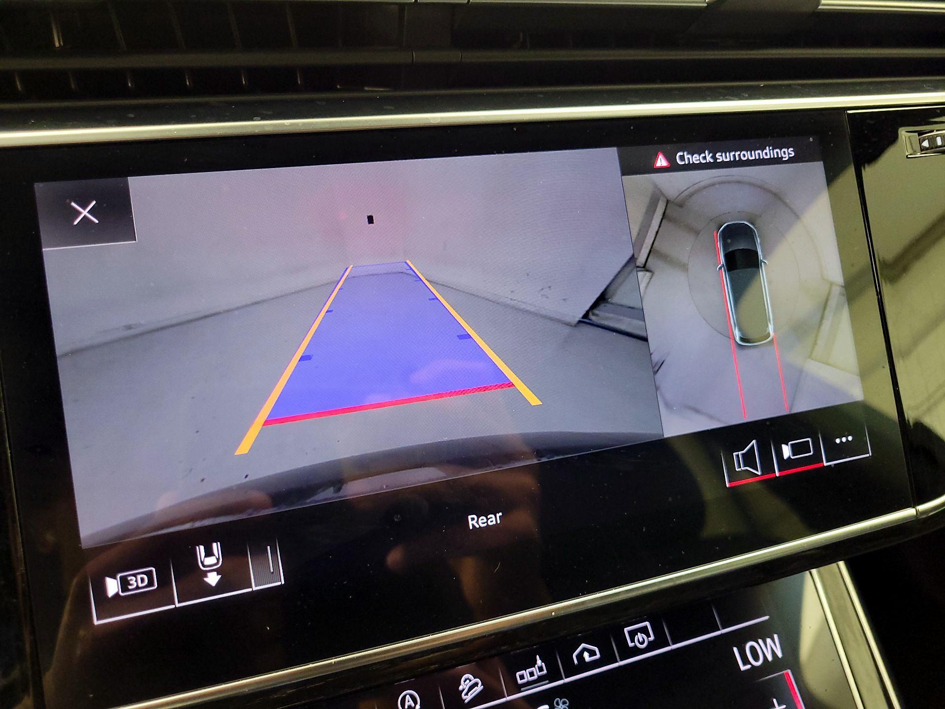 Thumbnail: 2020 Audi Q7 - 15