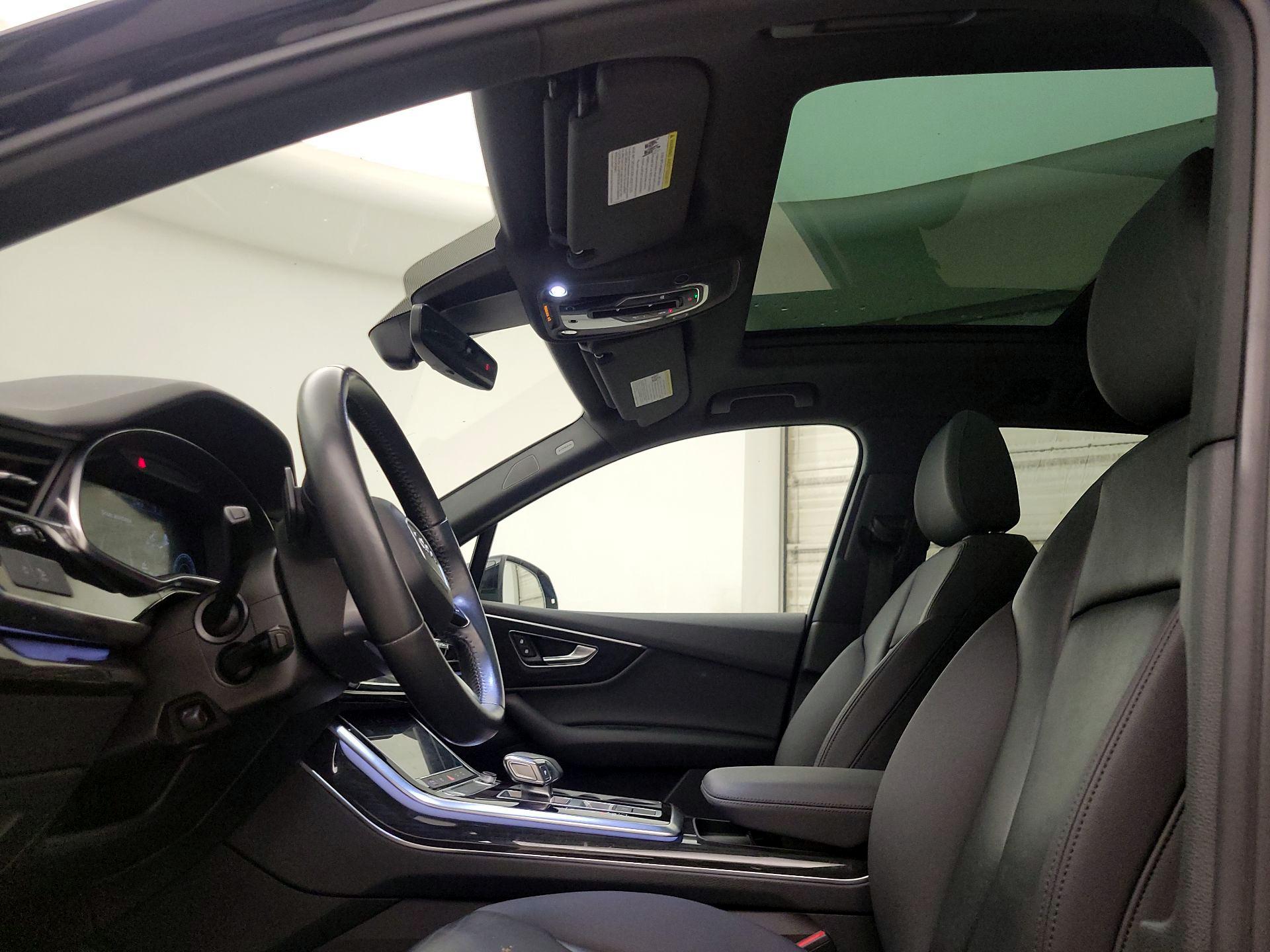Thumbnail: 2020 Audi Q7 - 20