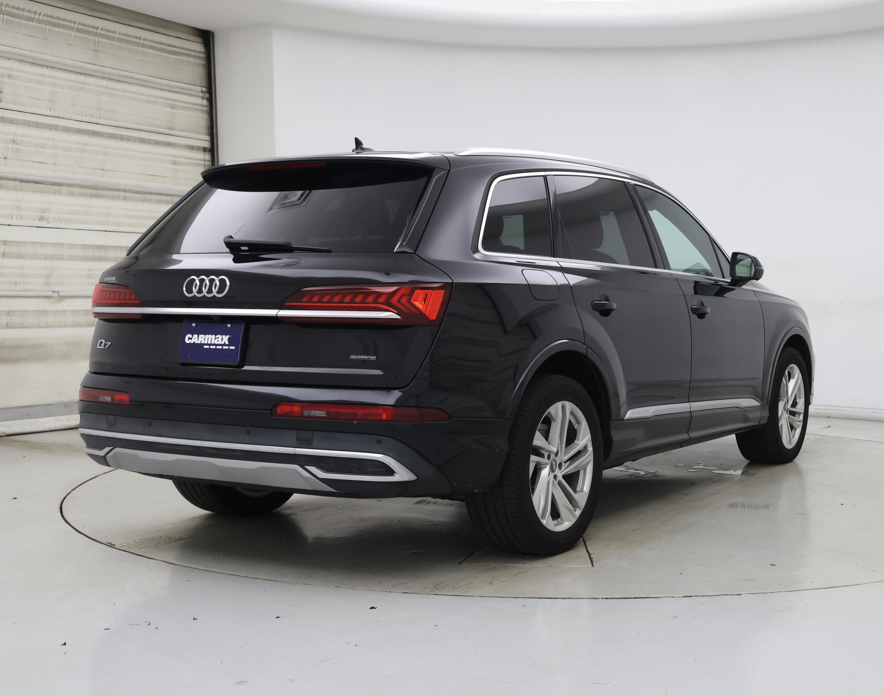 Thumbnail: 2020 Audi Q7 - 8