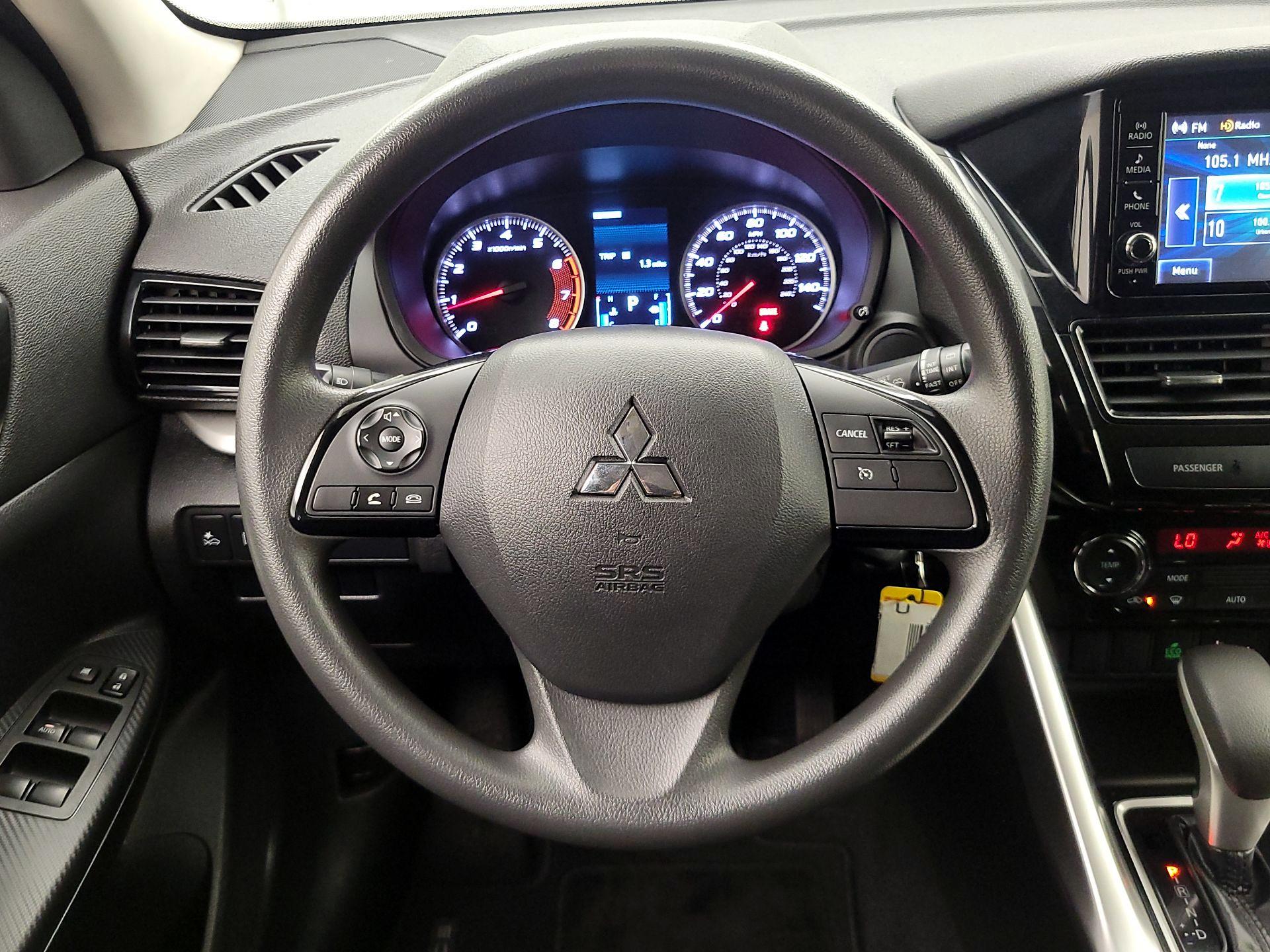 Thumbnail: 2022 Mitsubishi Eclipse Cross - 10