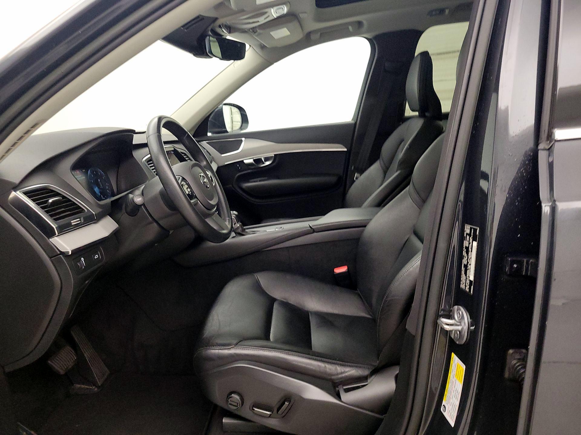 Thumbnail: 2022 Volvo XC90 - 11