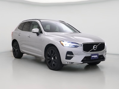 Silver 2022 Volvo XC60 B5 Momentum
