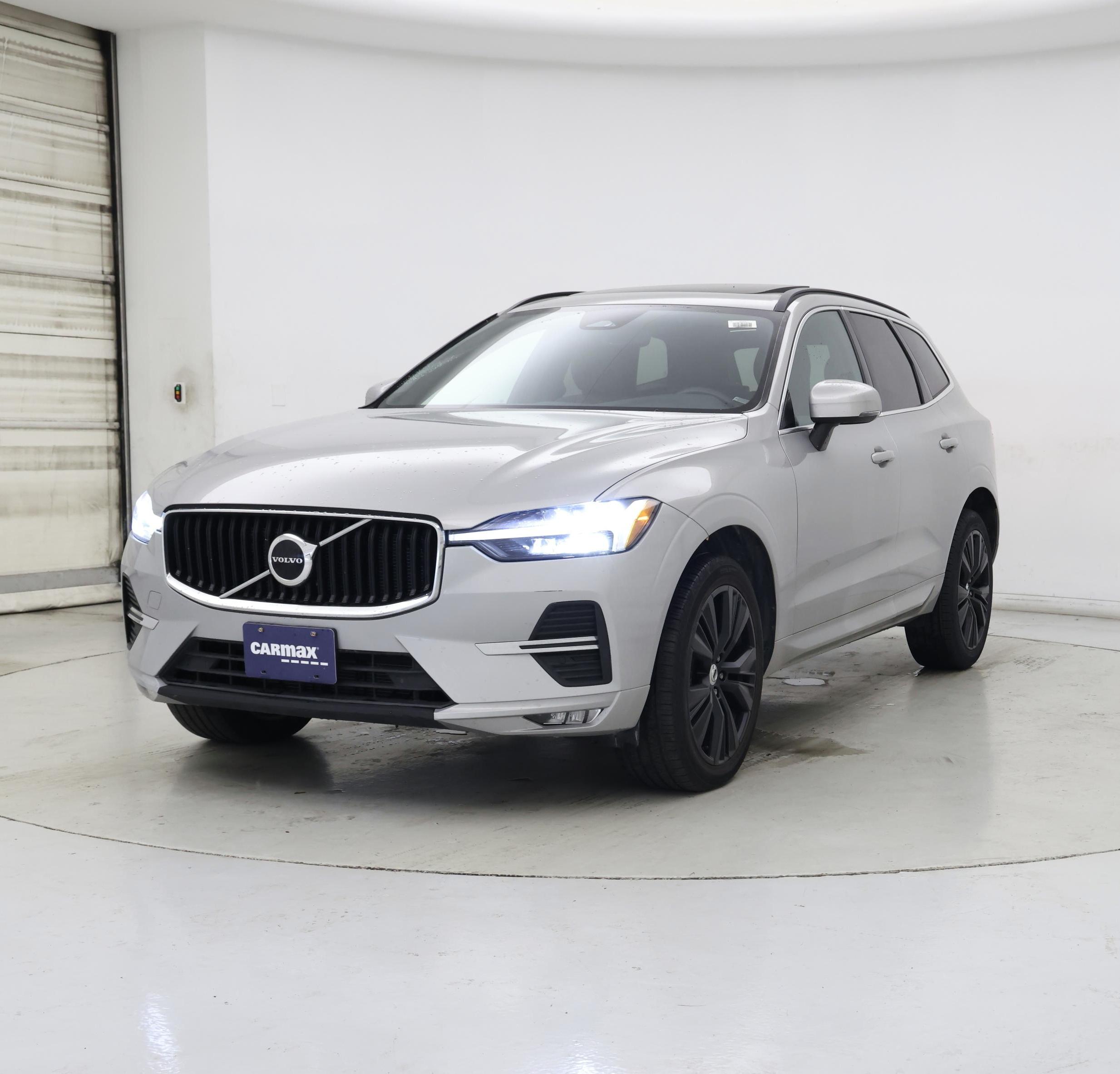Thumbnail: 2022 Volvo XC60 - 4