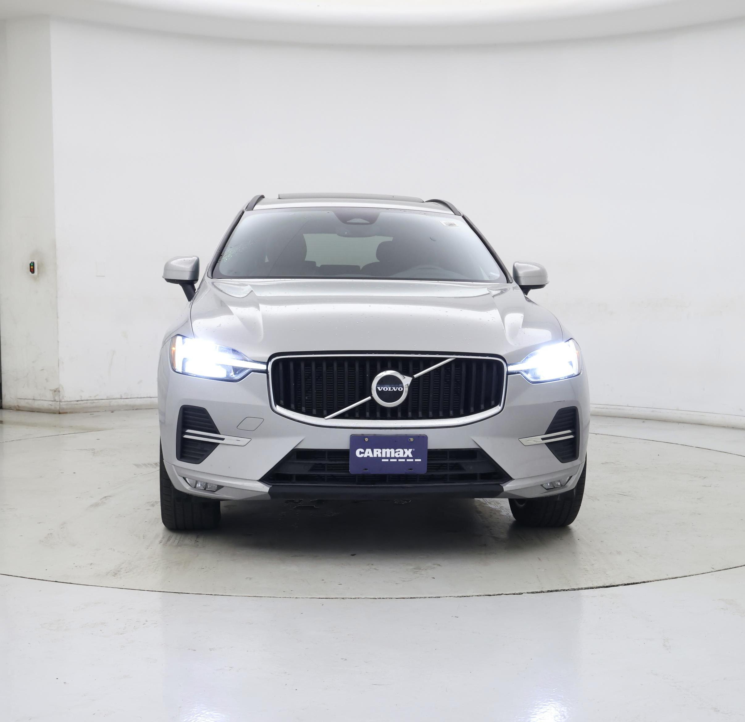 Thumbnail: 2022 Volvo XC60 - 5