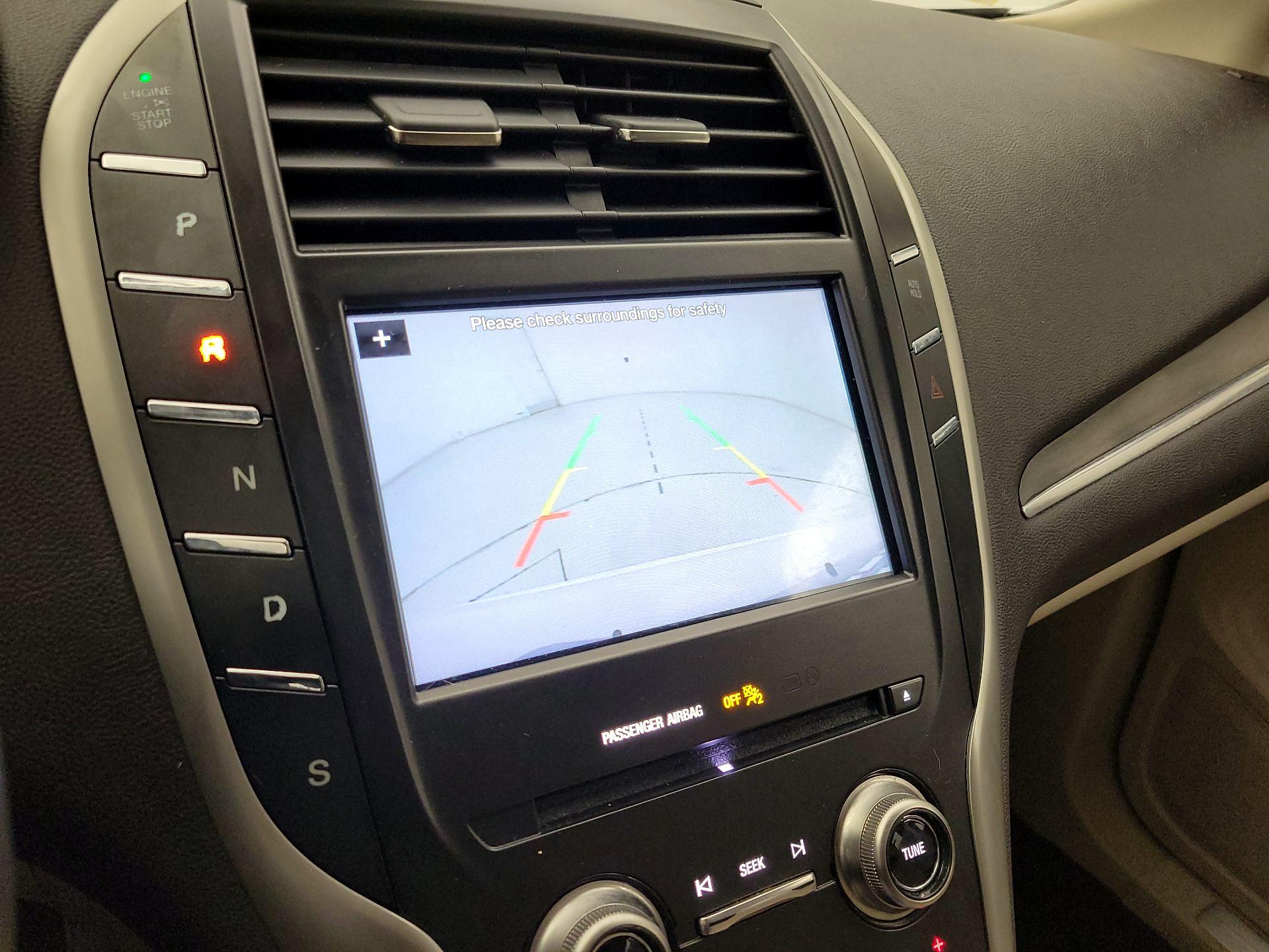 Thumbnail: 2019 Lincoln MKC - 15