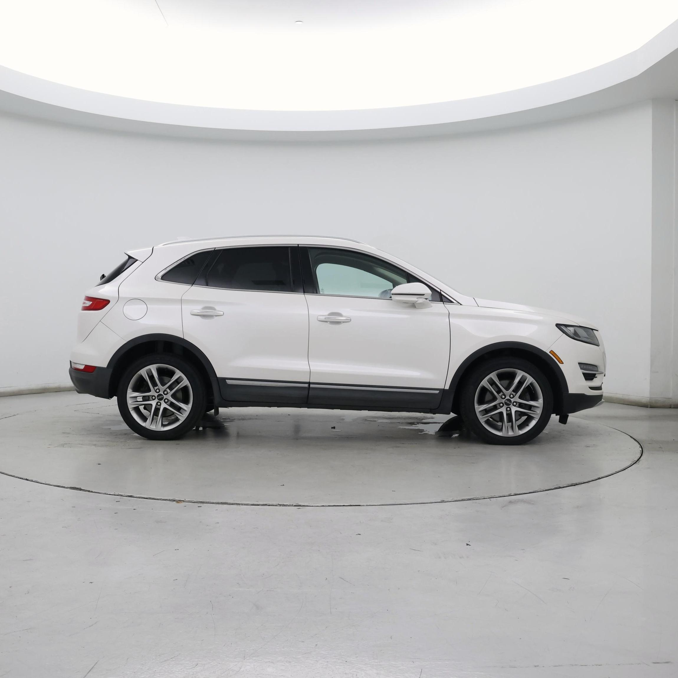 Thumbnail: 2019 Lincoln MKC - 7