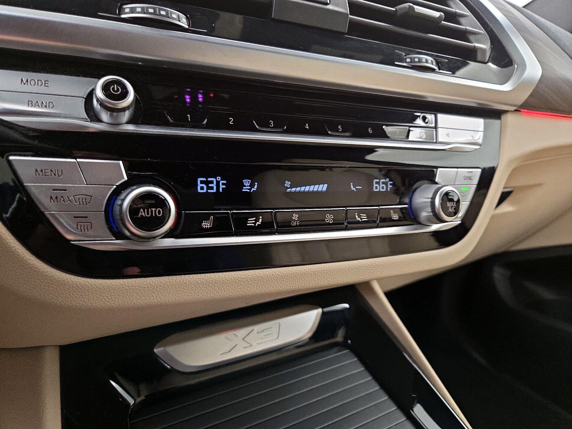 Thumbnail: 2020 BMW X3 - 17