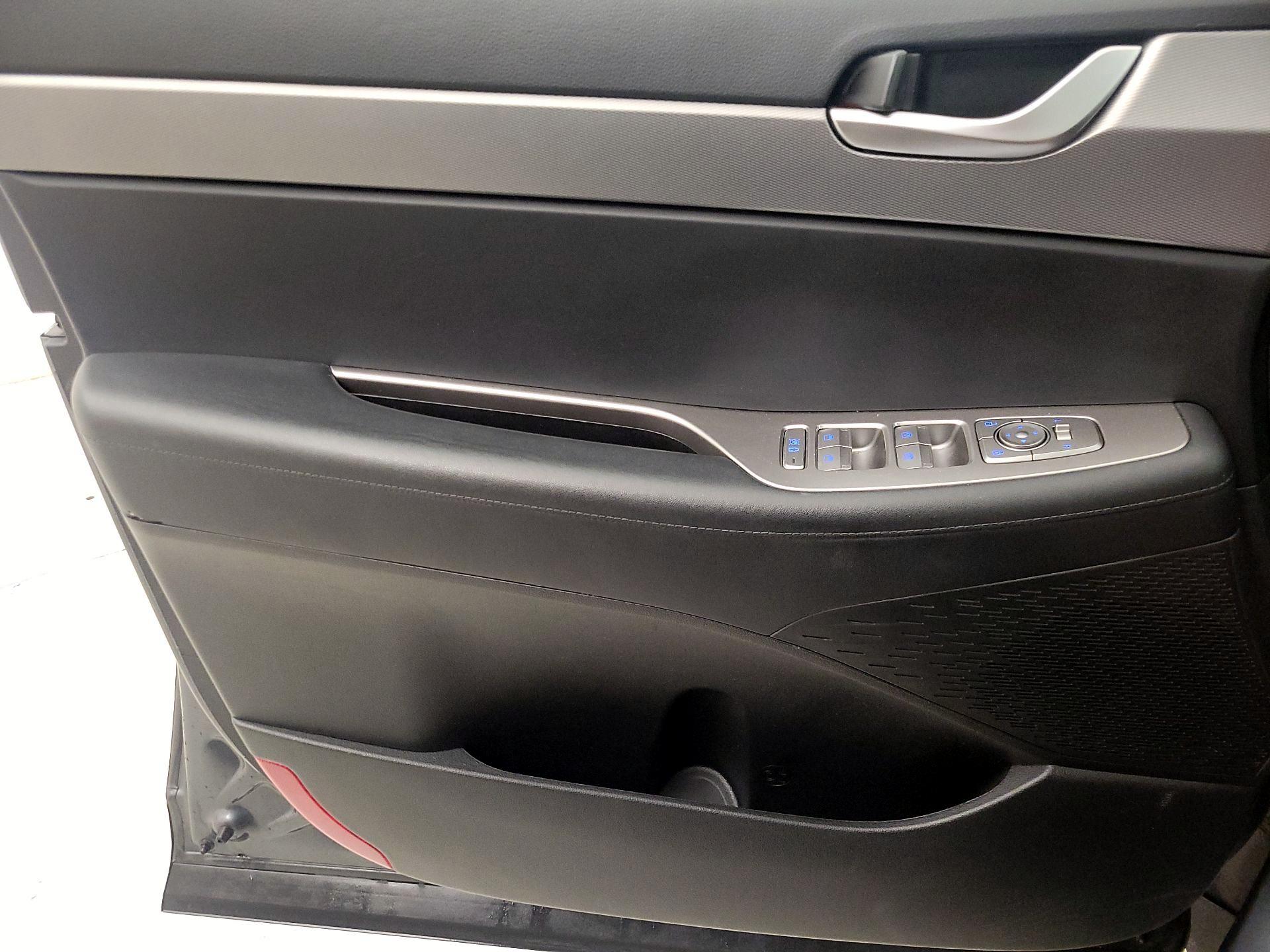 Thumbnail: 2020 Hyundai Palisade - 12