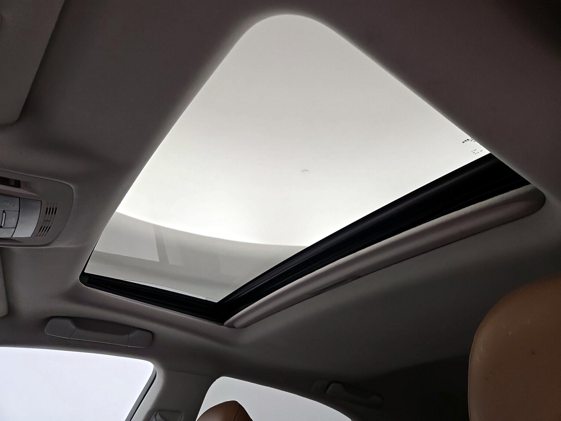 Thumbnail: 2015 Lexus RX - 20