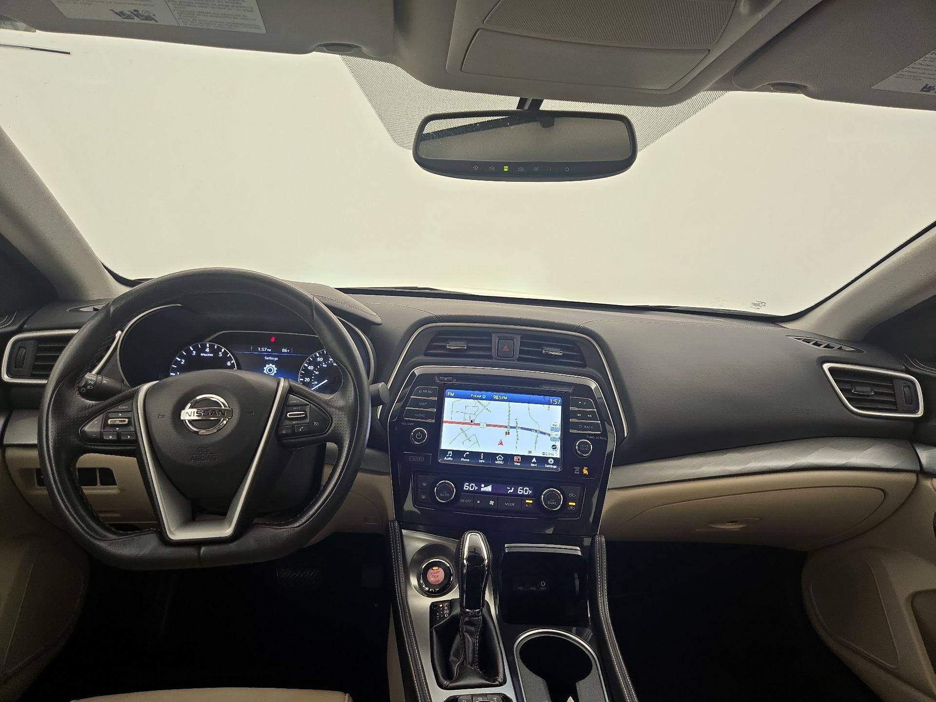 Thumbnail: 2016 Nissan Maxima - 9