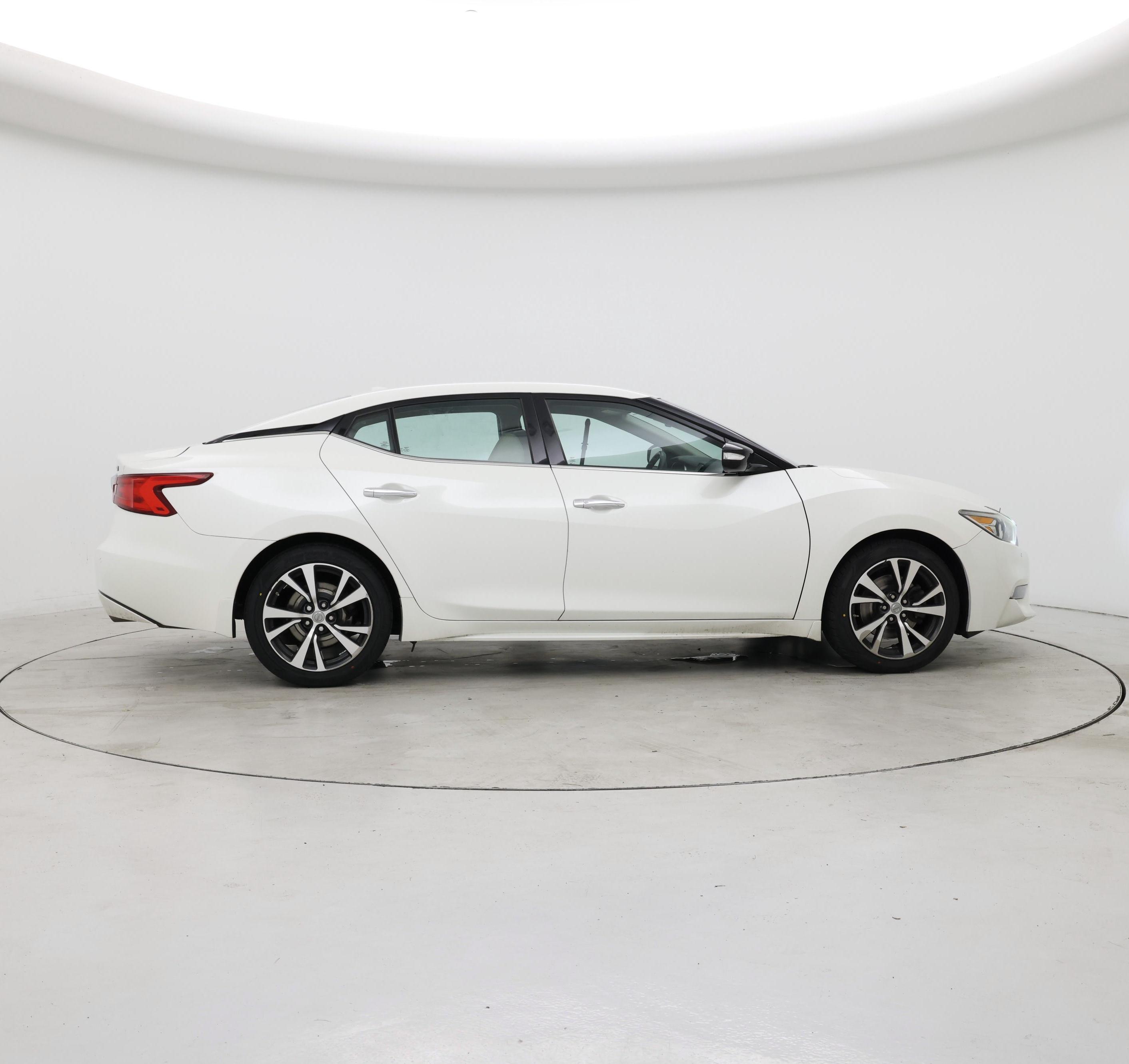 Thumbnail: 2016 Nissan Maxima - 7
