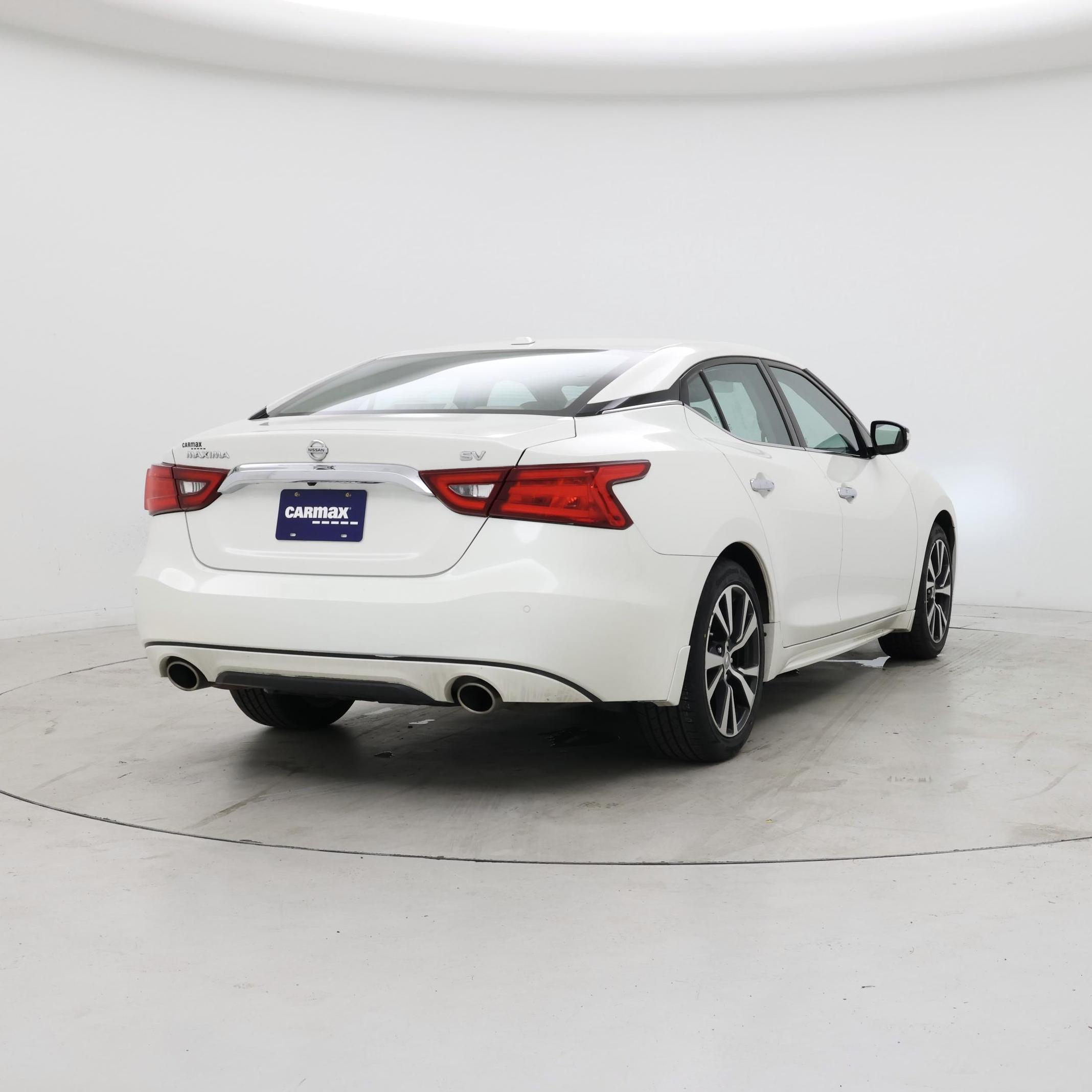 Thumbnail: 2016 Nissan Maxima - 8