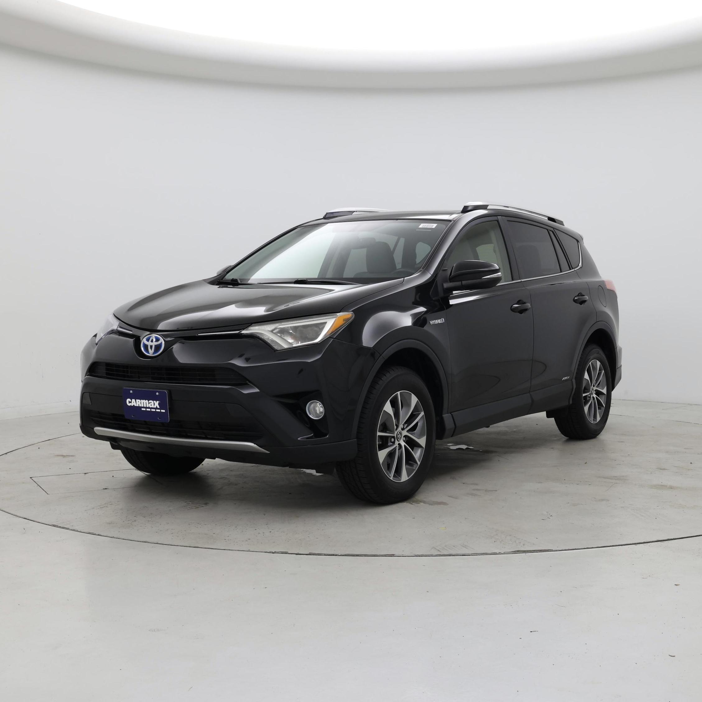 Thumbnail: 2016 Toyota RAV4 - 4