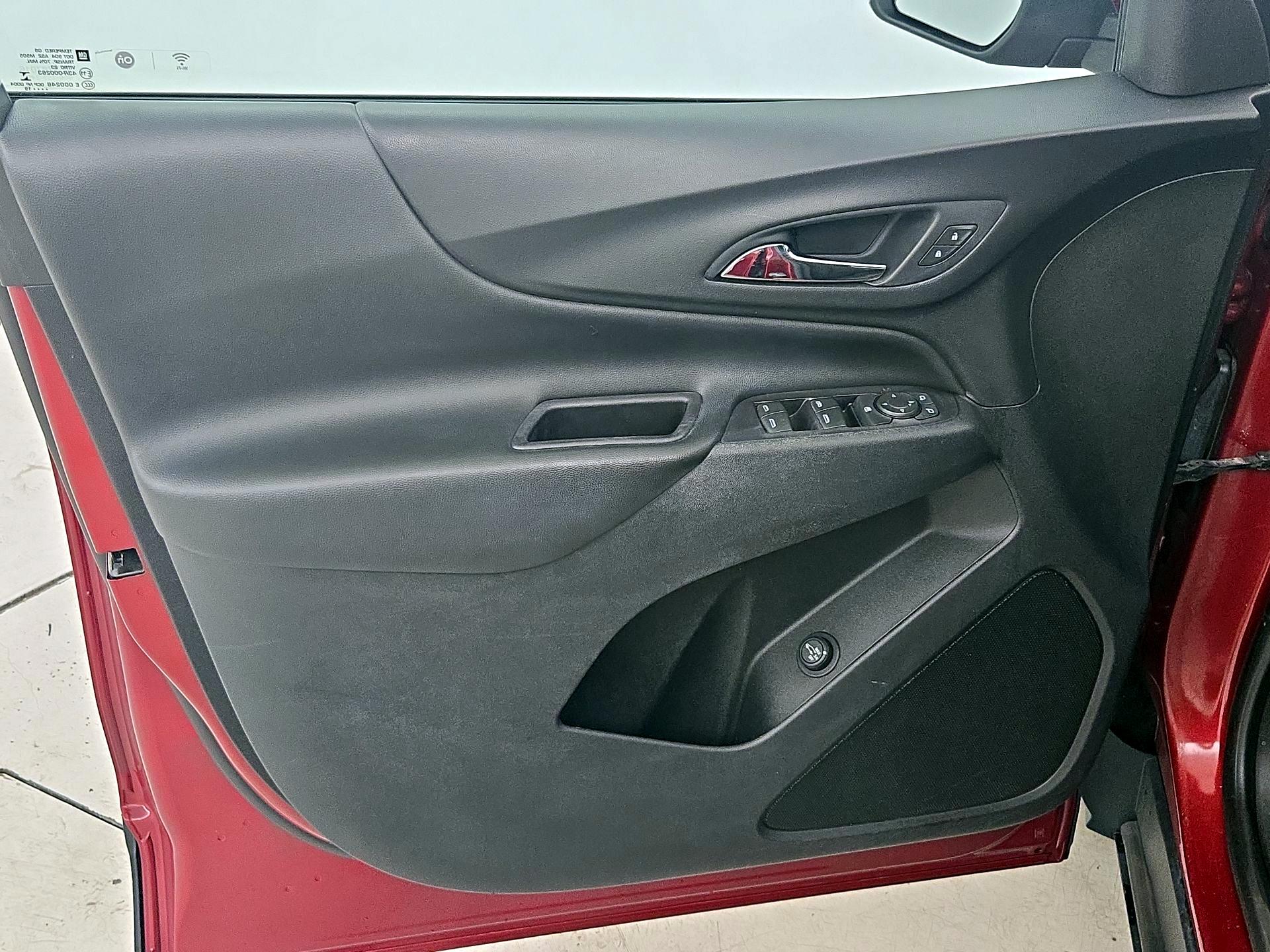 Thumbnail: 2019 Chevrolet Equinox - 12