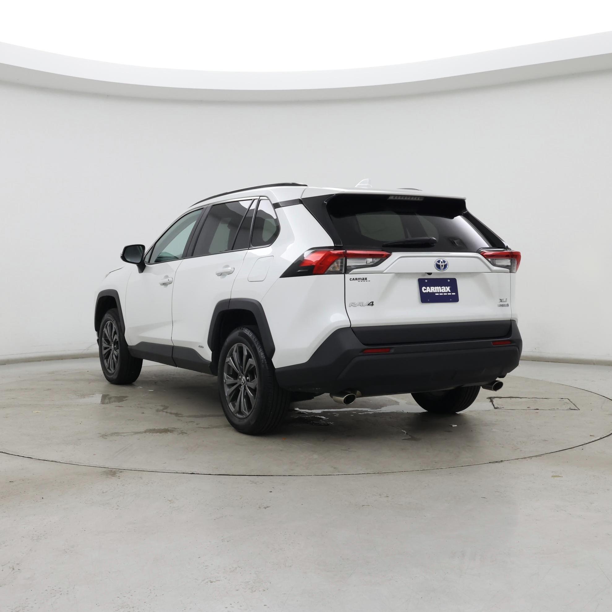 Thumbnail: 2024 Toyota RAV4 - 2