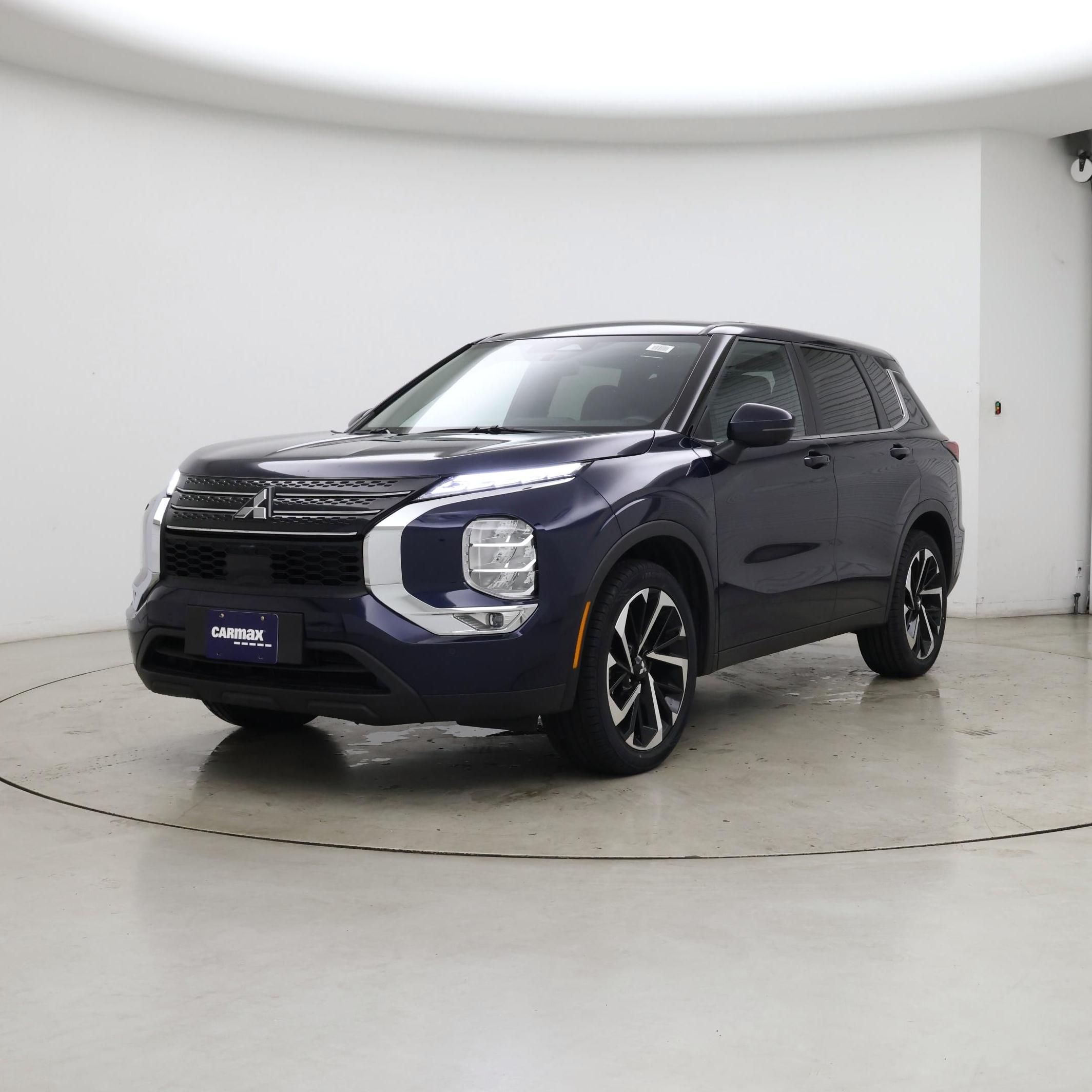 Thumbnail: 2024 Mitsubishi Outlander - 4
