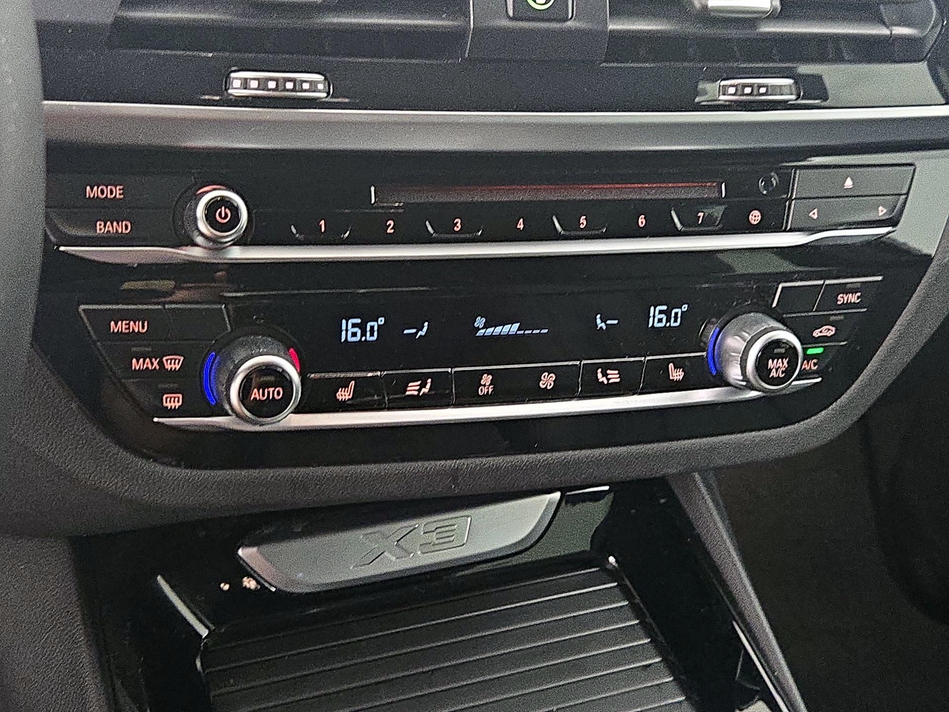 Thumbnail: 2019 BMW X3 - 17
