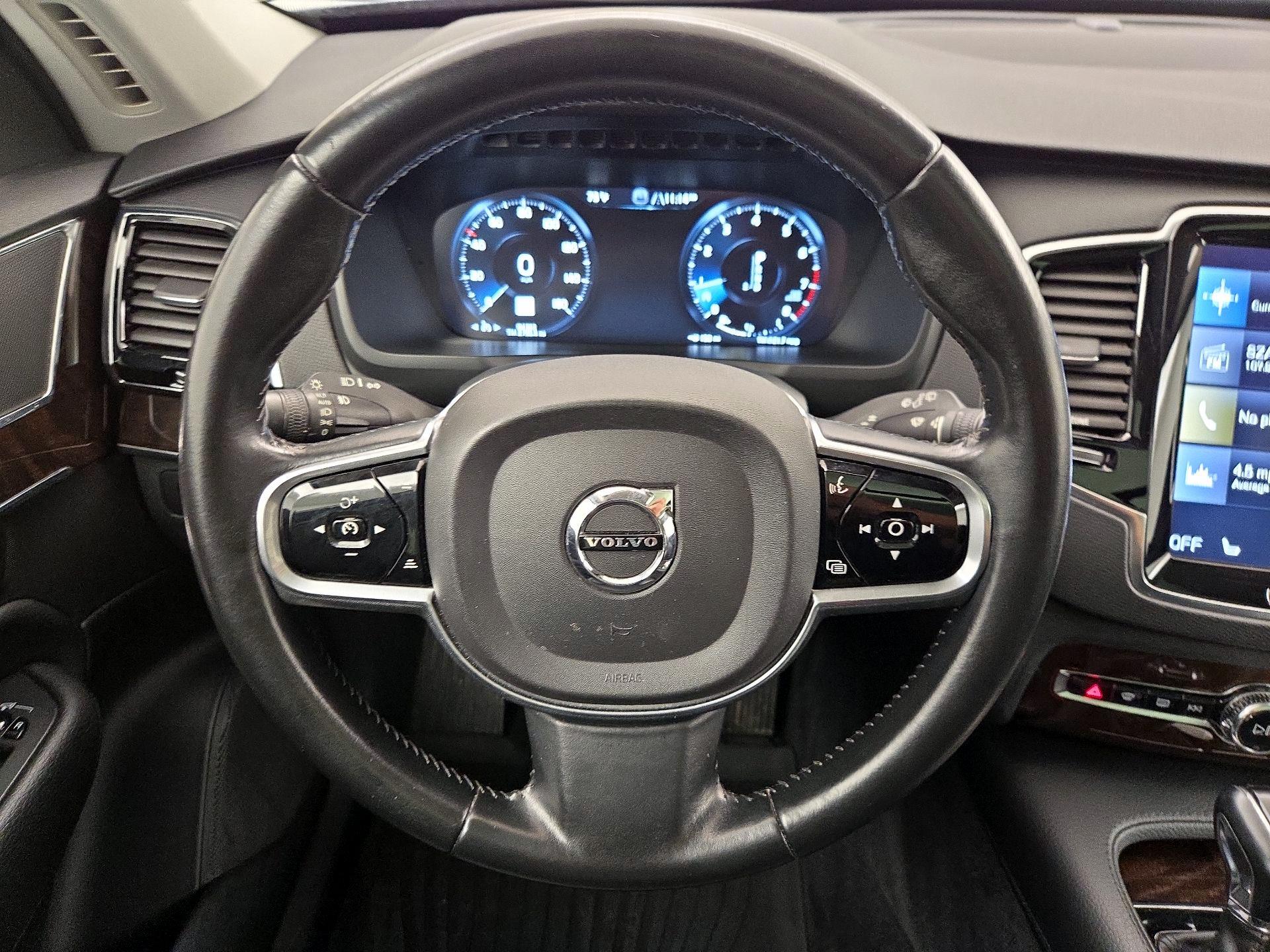 Thumbnail: 2016 Volvo XC90 - 10