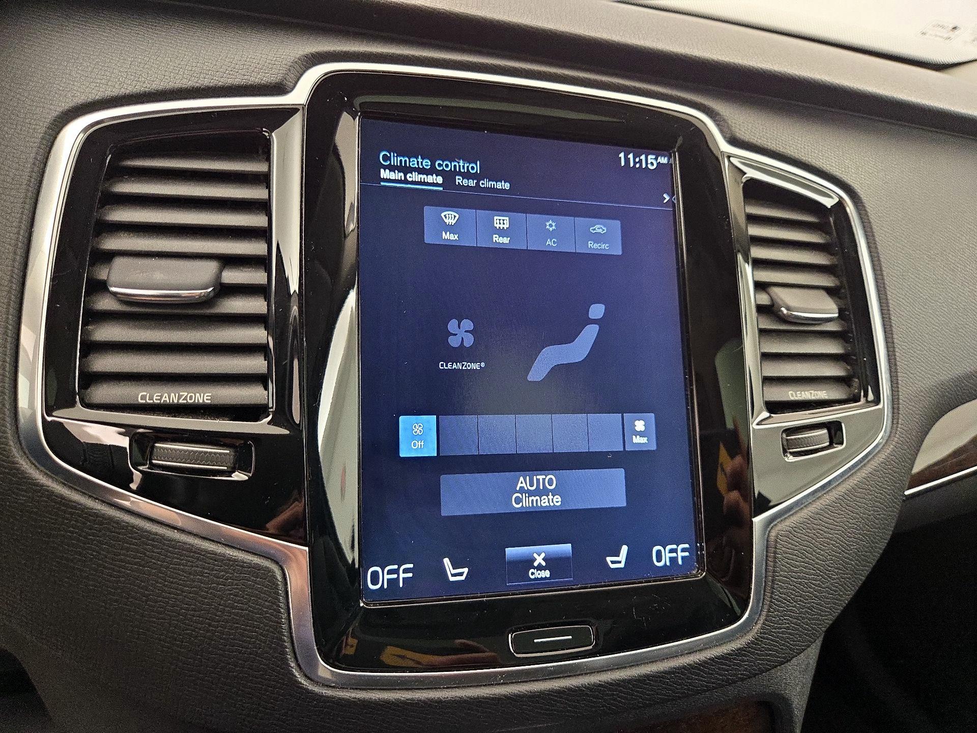 Thumbnail: 2016 Volvo XC90 - 17