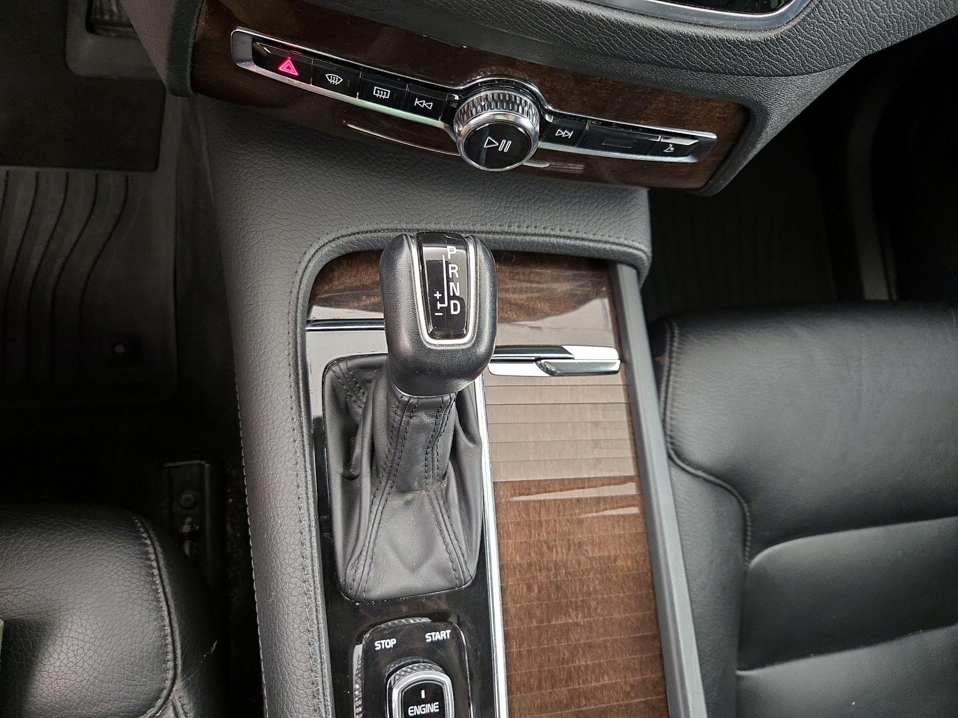 Thumbnail: 2016 Volvo XC90 - 18