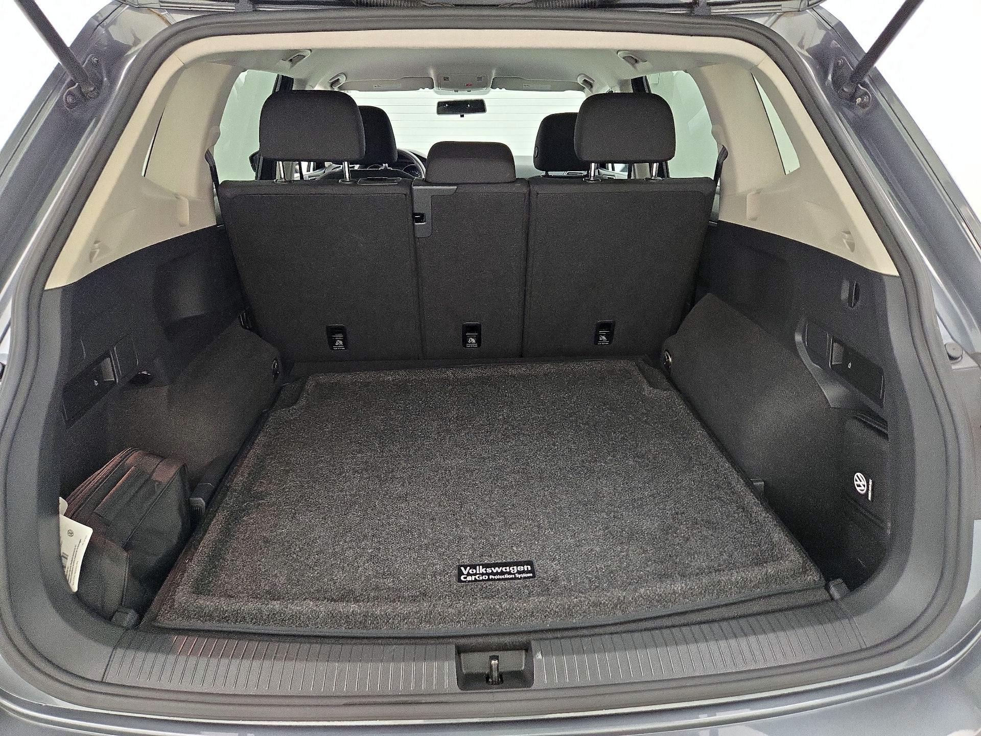 Thumbnail: 2021 Volkswagen Tiguan - 20