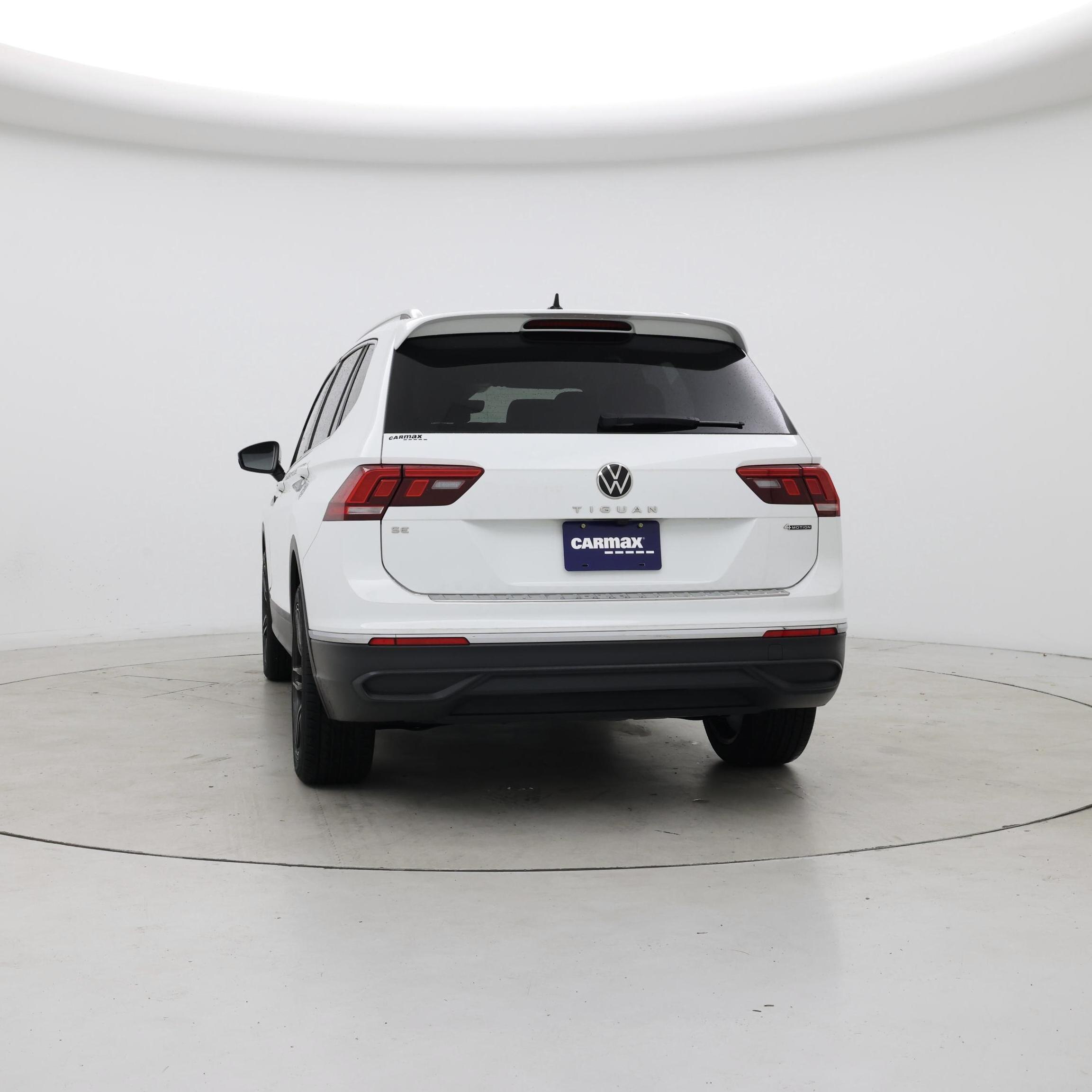 Thumbnail: 2022 Volkswagen Tiguan - 6