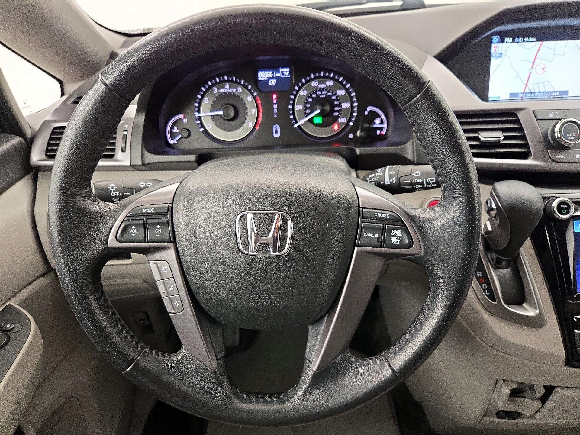 Thumbnail: 2014 Honda Odyssey - 10