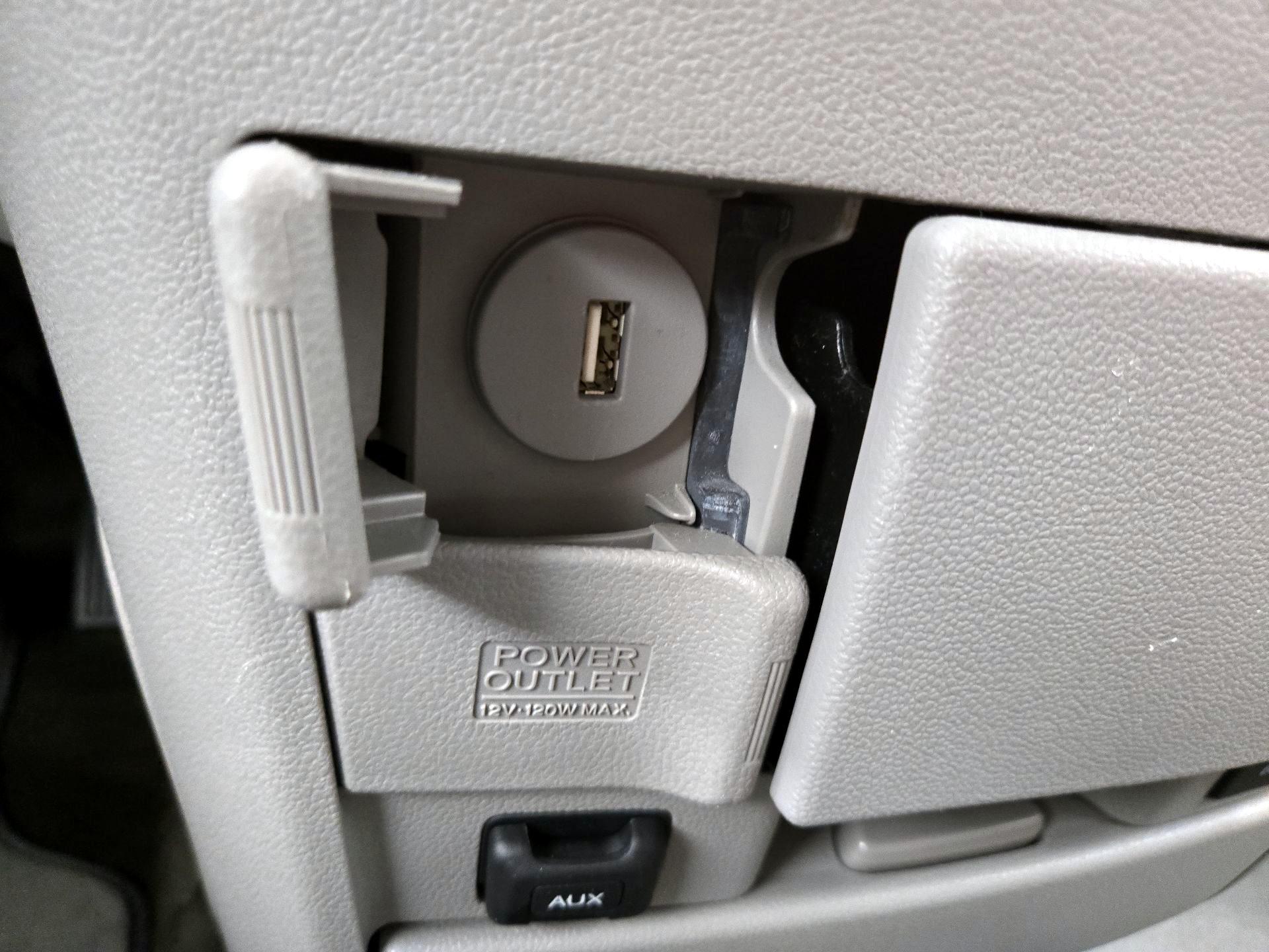 Thumbnail: 2014 Honda Odyssey - 19