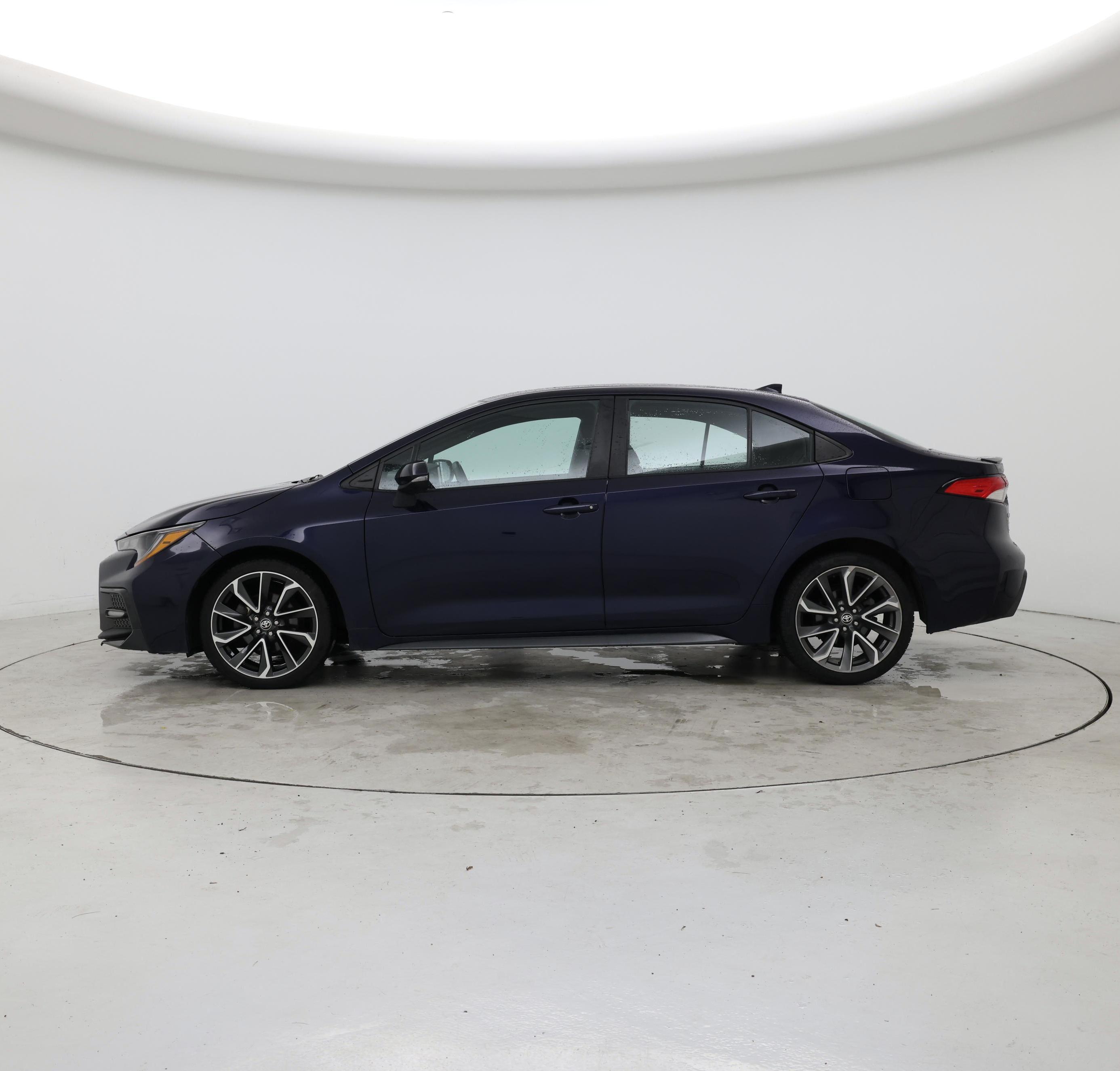 Thumbnail: 2021 Toyota Corolla - 3