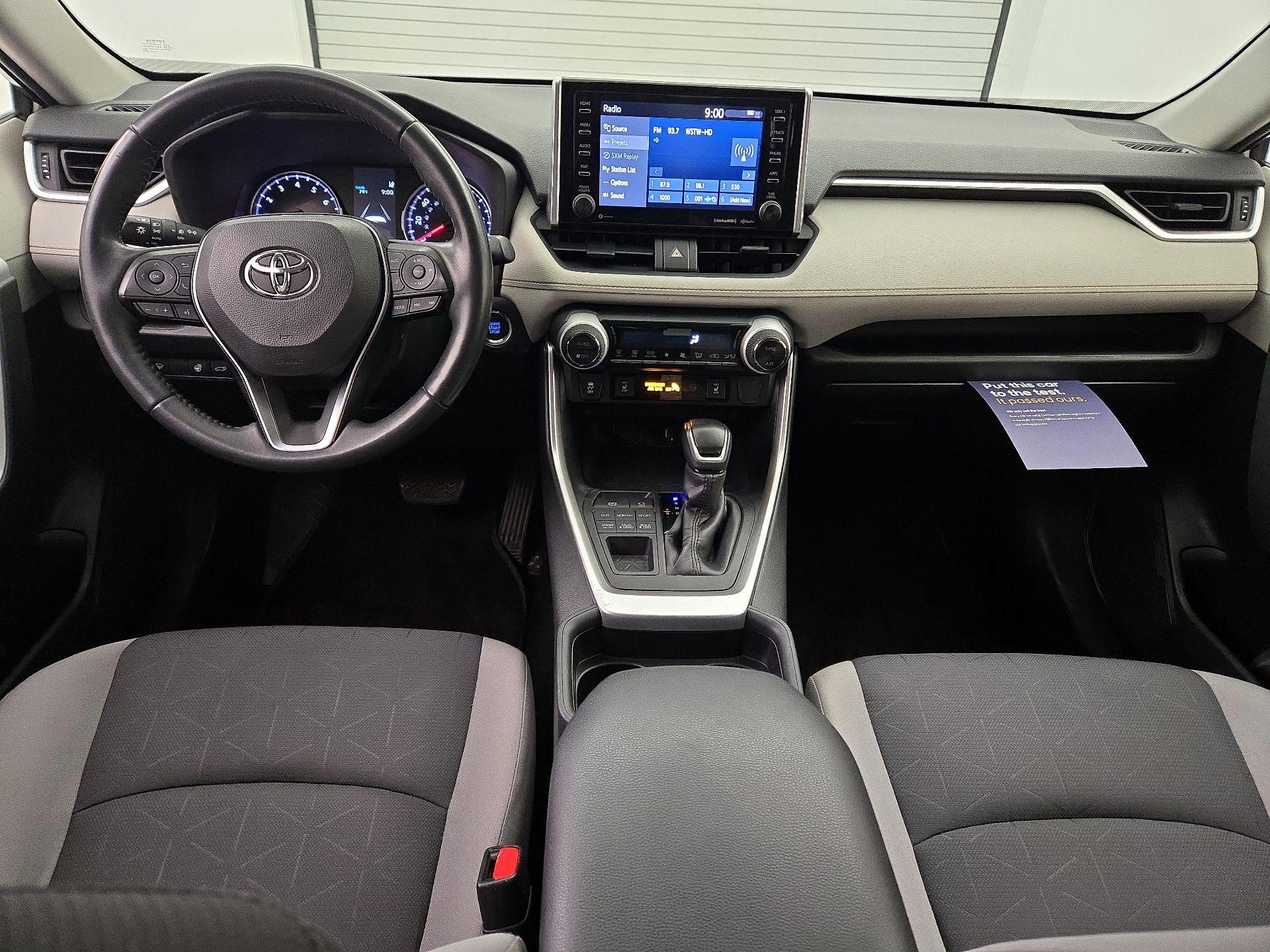 Thumbnail: 2019 Toyota RAV4 - 9